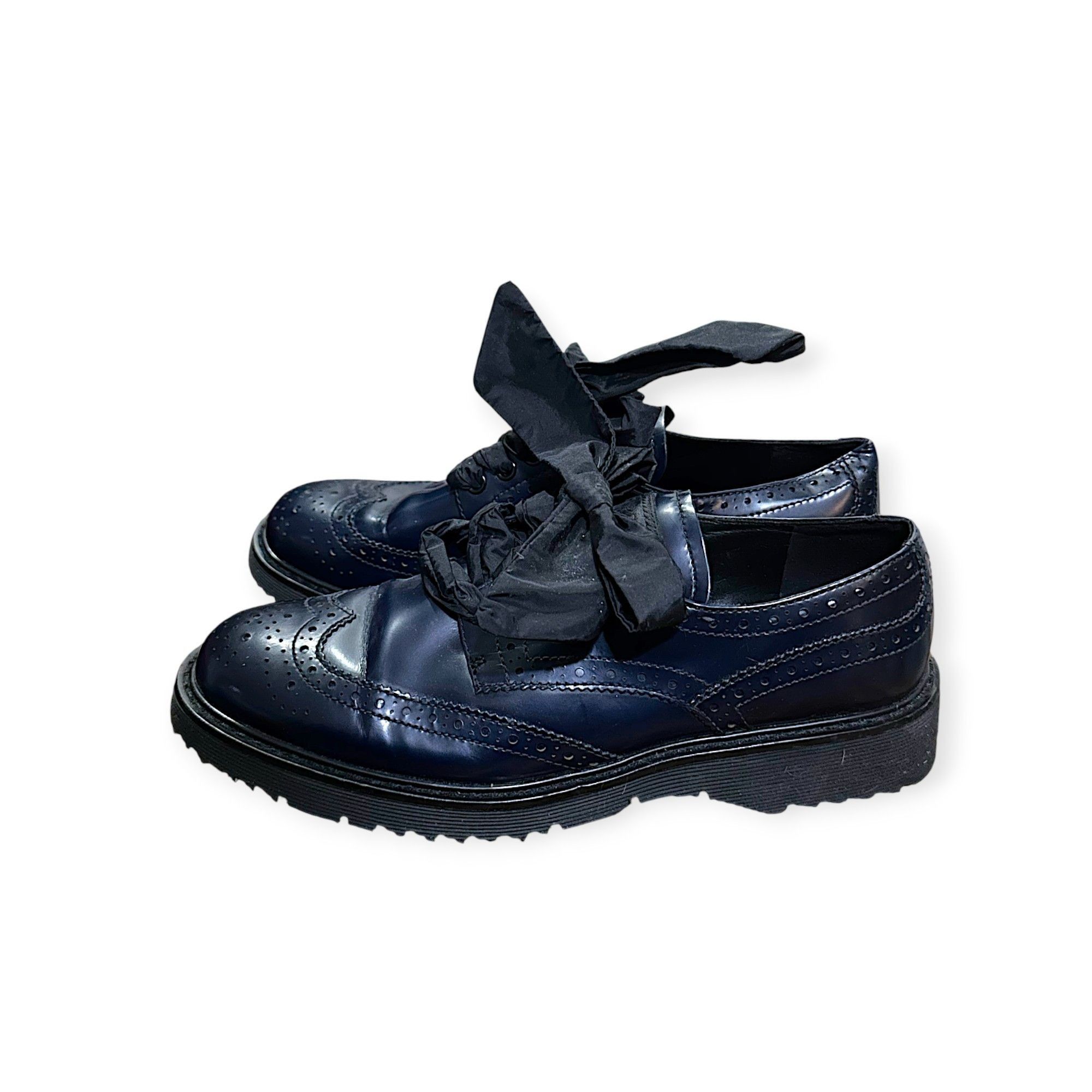 Prada Prada Wingtip Oxford Ribbon Tie Shoes Navy Calf Leather 38.5 Size US 8.5 / IT 38.5 - 5 Thumbnail