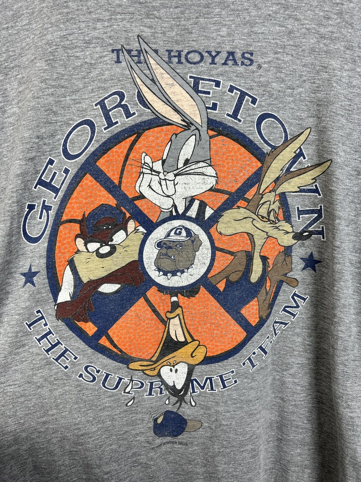 Nutmeg Vintage Georgetown Hoyas 1994 Looney Tunes T-Shirt XL Gray Size US XL / EU 56 / 4 - 2 Thumbnail