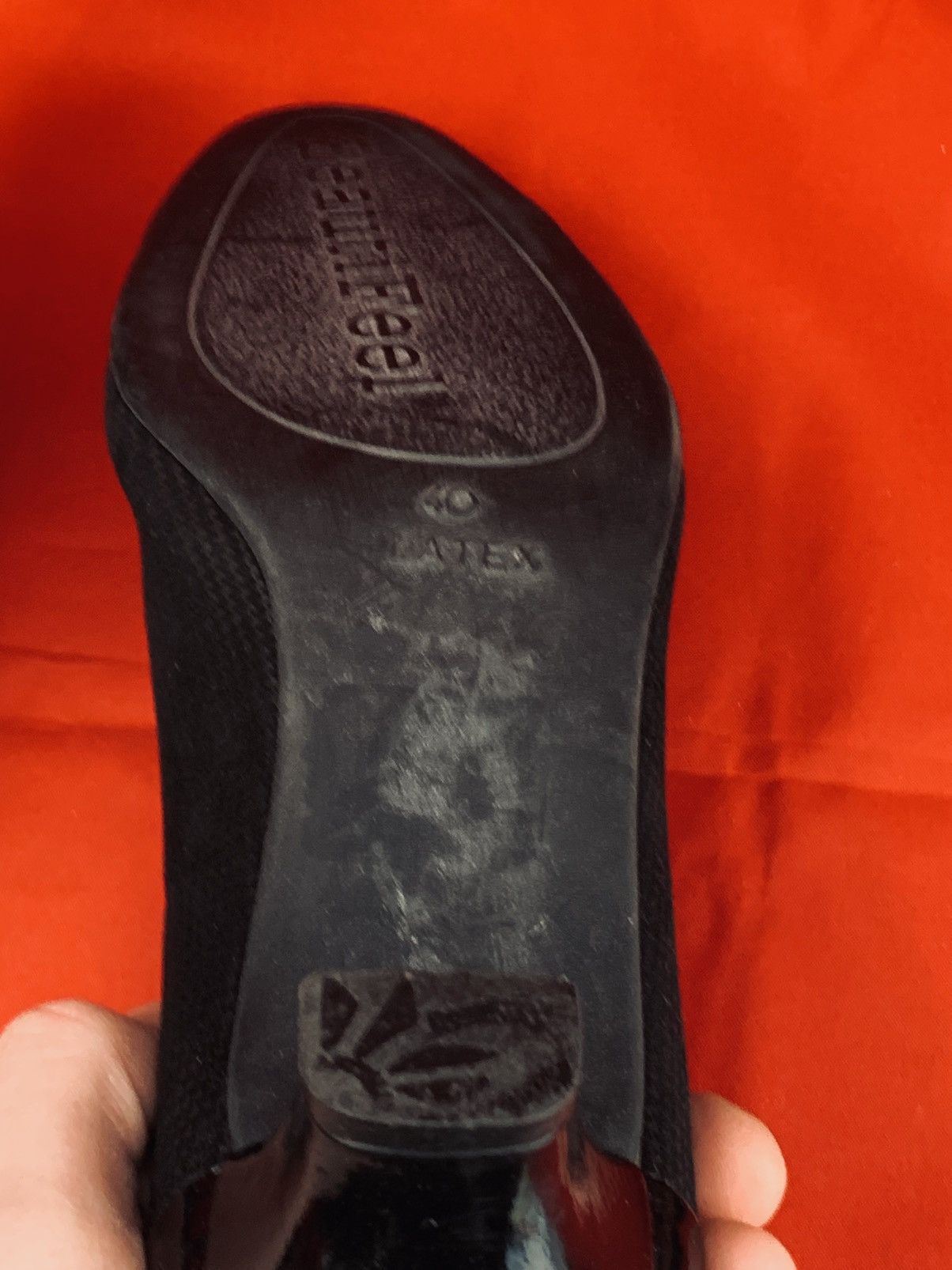 Designer BEAUTIFEEL Suede & Patent Leather Cap Toe Kitten Heel Pumps Size US 9 / IT 39 - 11 Thumbnail