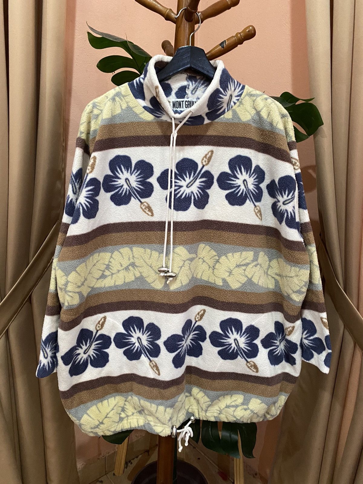 Other Retro Floral Fleece Pullover by Mont Gruly Size US L / EU 52-54 / 3 - 1 Thumbnail