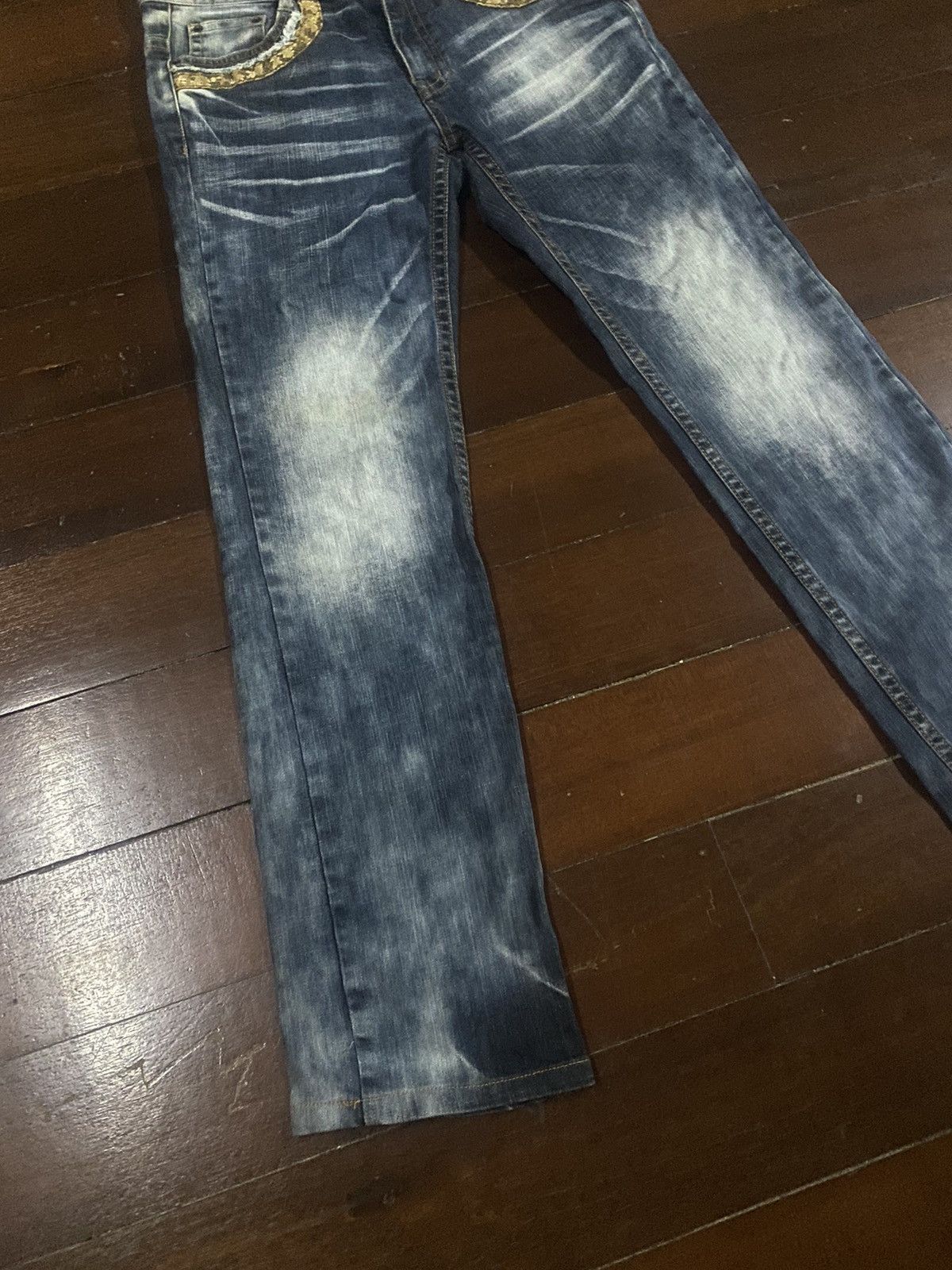 If Six Was Nine Rare Cloud 72 tribal flared jeans clawmark distressed Size US 35 - 9 Thumbnail