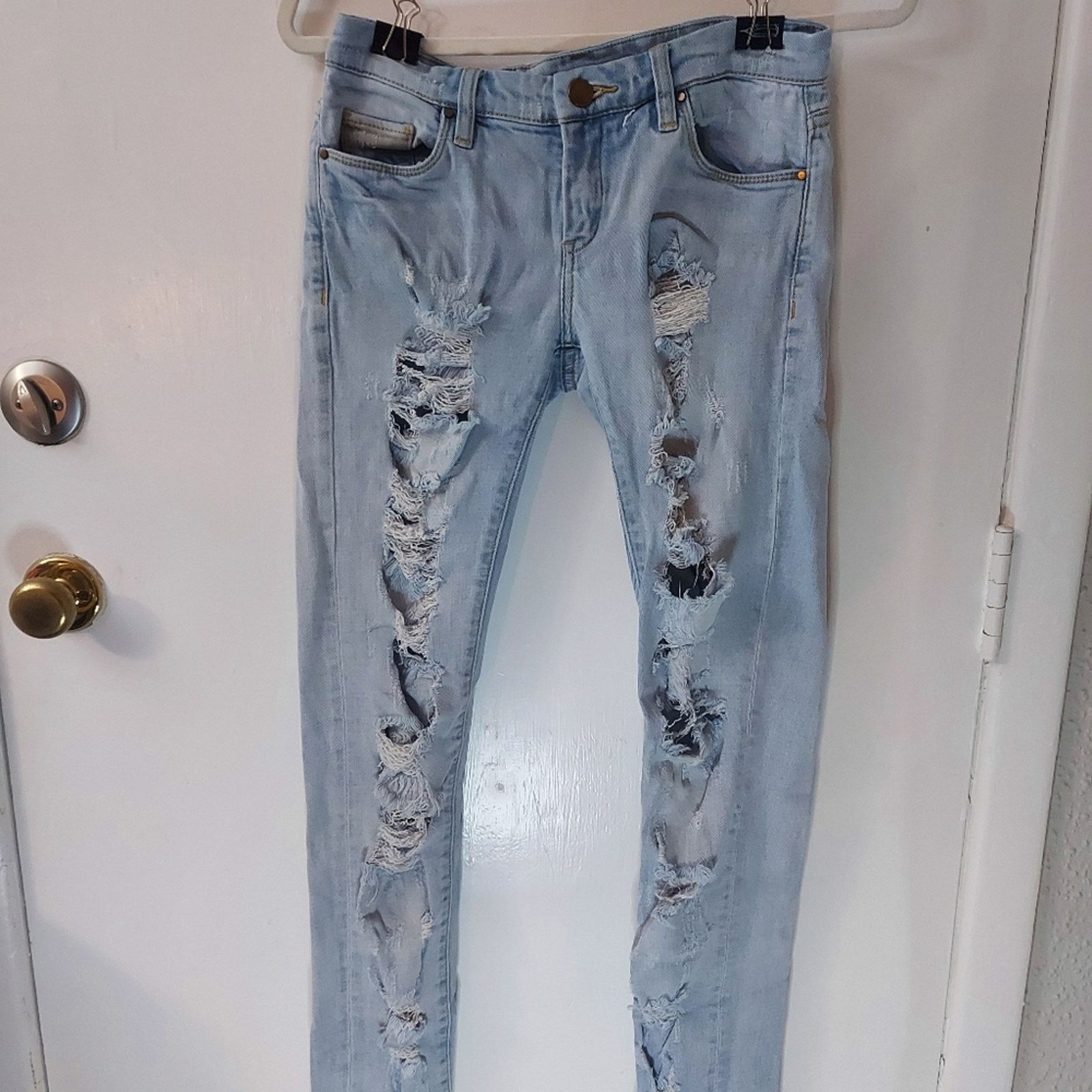 BLANKNYC BLANK NYC Light Wash Distressed Skinny Denim Jean No Size Size 30" / US 8 / IT 44 - 3 Thumbnail
