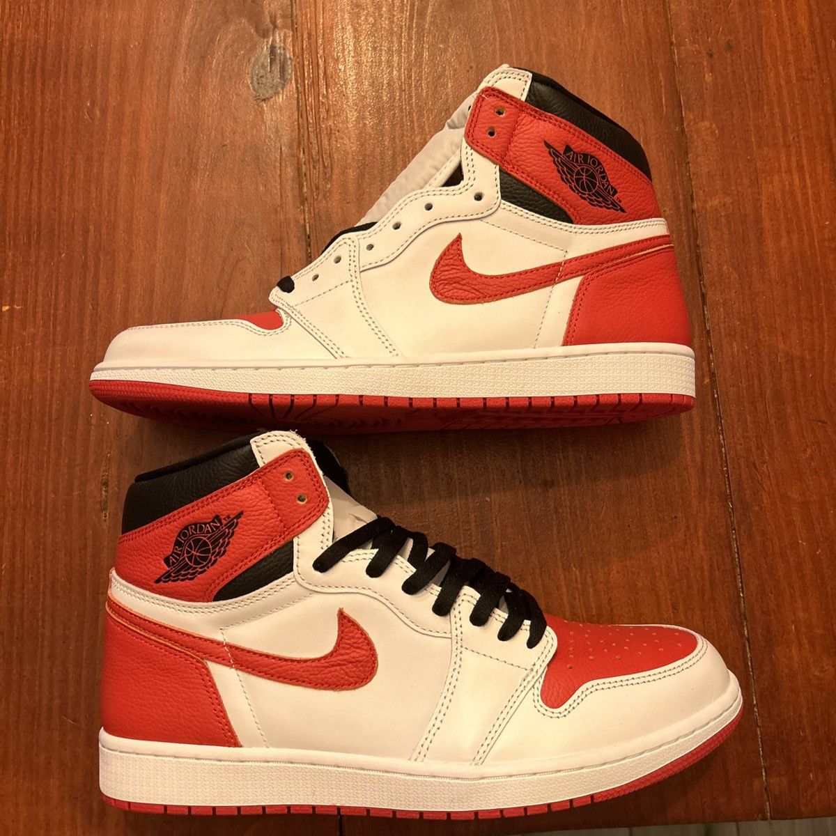 Jordan Brand × Nike Jordan 1 Retro High OG Heritage Size US 12 / EU 45 - 1 Thumbnail