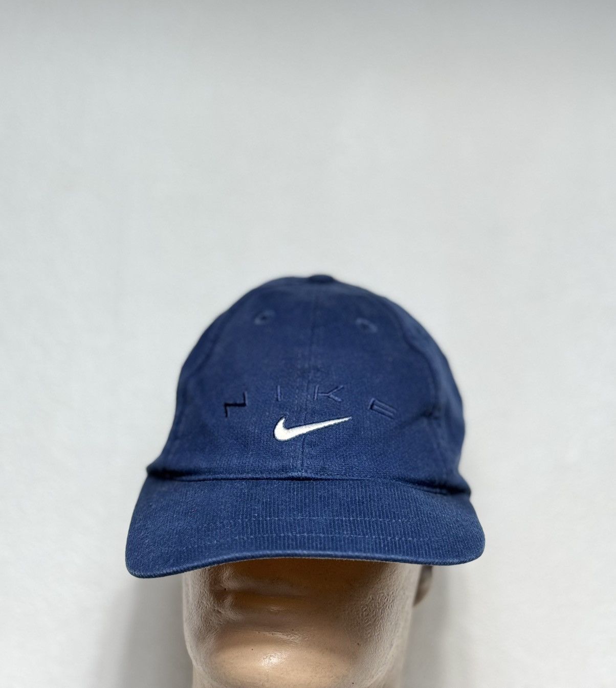 Nike Nike Vintage 90’s Cap Big Logo Swoosh Size ONE SIZE - 1 Thumbnail