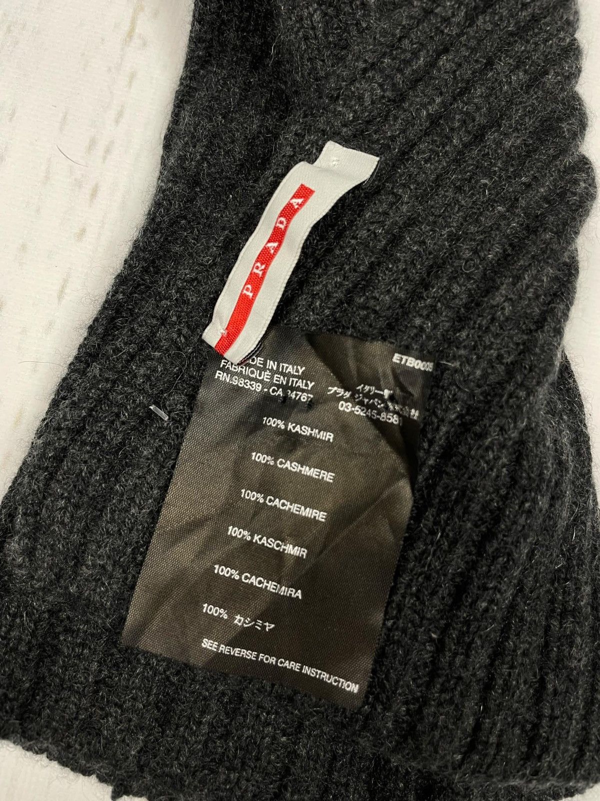 Prada × Vintage Prada Scarf Cashmere Luxury Size ONE SIZE - 4 Thumbnail