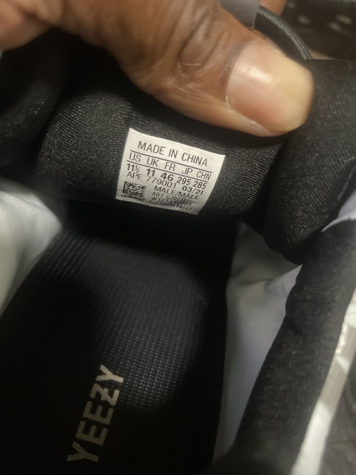 Adidas Yeezy 700 mnvn blutin Size US 11.5 / EU 44-45 - 4 Thumbnail