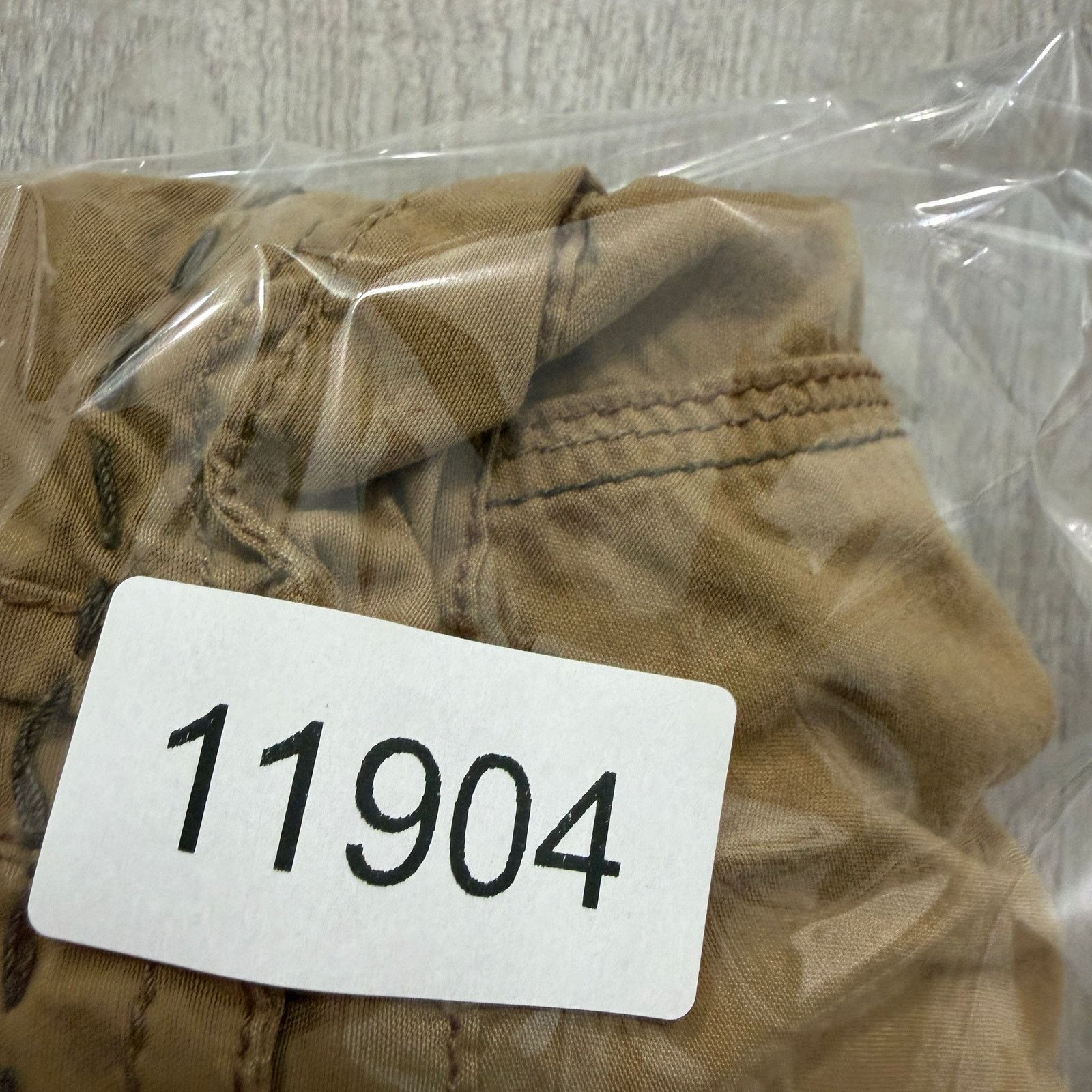 Vintage Vintage Arizona Jean Co. Cargo Pants Men's 36x30 Tan y2k Size US 36 / EU 52 - 10 Thumbnail