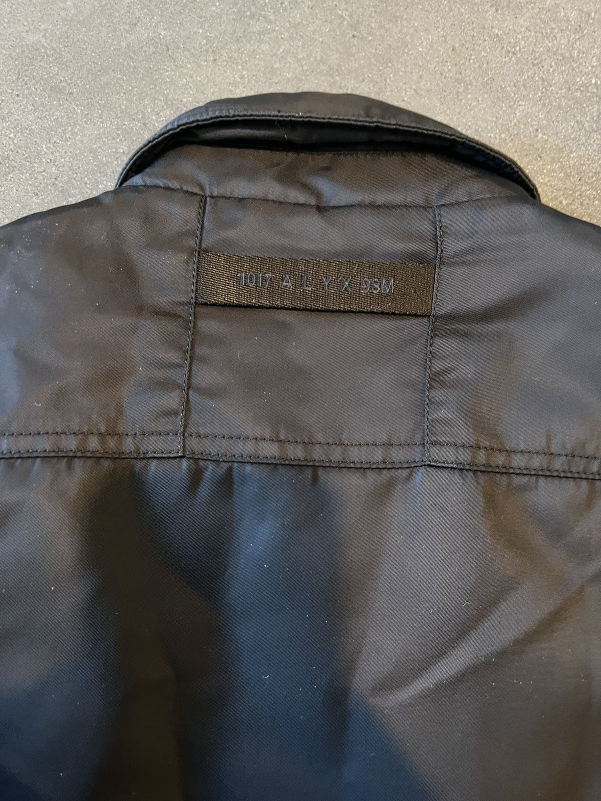 1017 ALYX 9SM 1017 ALYX 9SM Padded Overshirt Size US XL / EU 56 / 4 - 4 Thumbnail