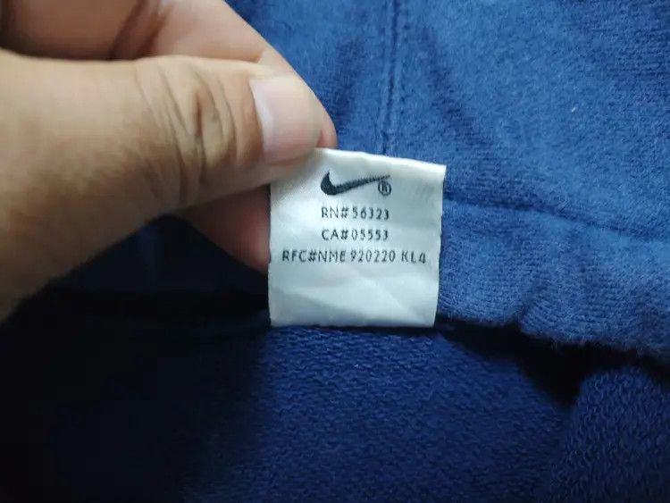 Nike Vintage Nike Distressed Faded Hoodie Size US M / EU 48-50 / 2 - 6 Thumbnail