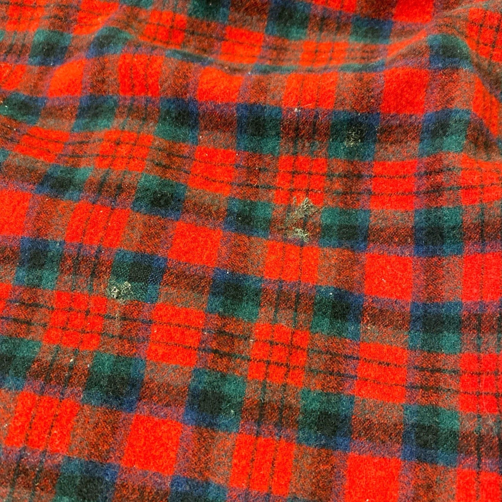 Pendleton VINTAGE Pendleton Wool Flannel Shirt Red Plaid Men L Button-Up Casual Workwear 70s USA Mens Size US L / EU 52-54 / 3 - 6 Thumbnail