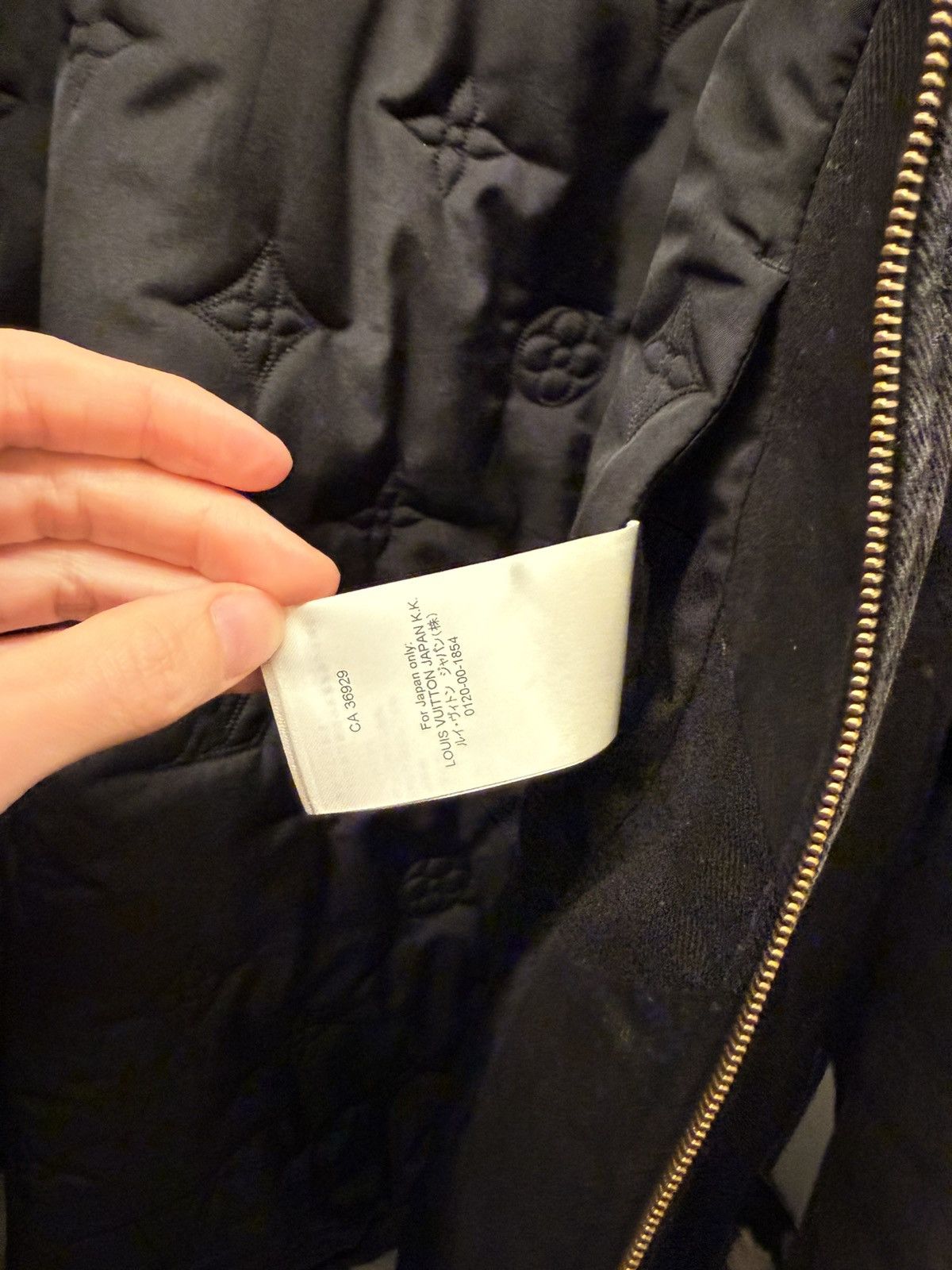 Louis Vuitton Louis Vuitton Denim Blouson With Fur Hood Size US M / EU 48-50 / 2 - 6 Thumbnail