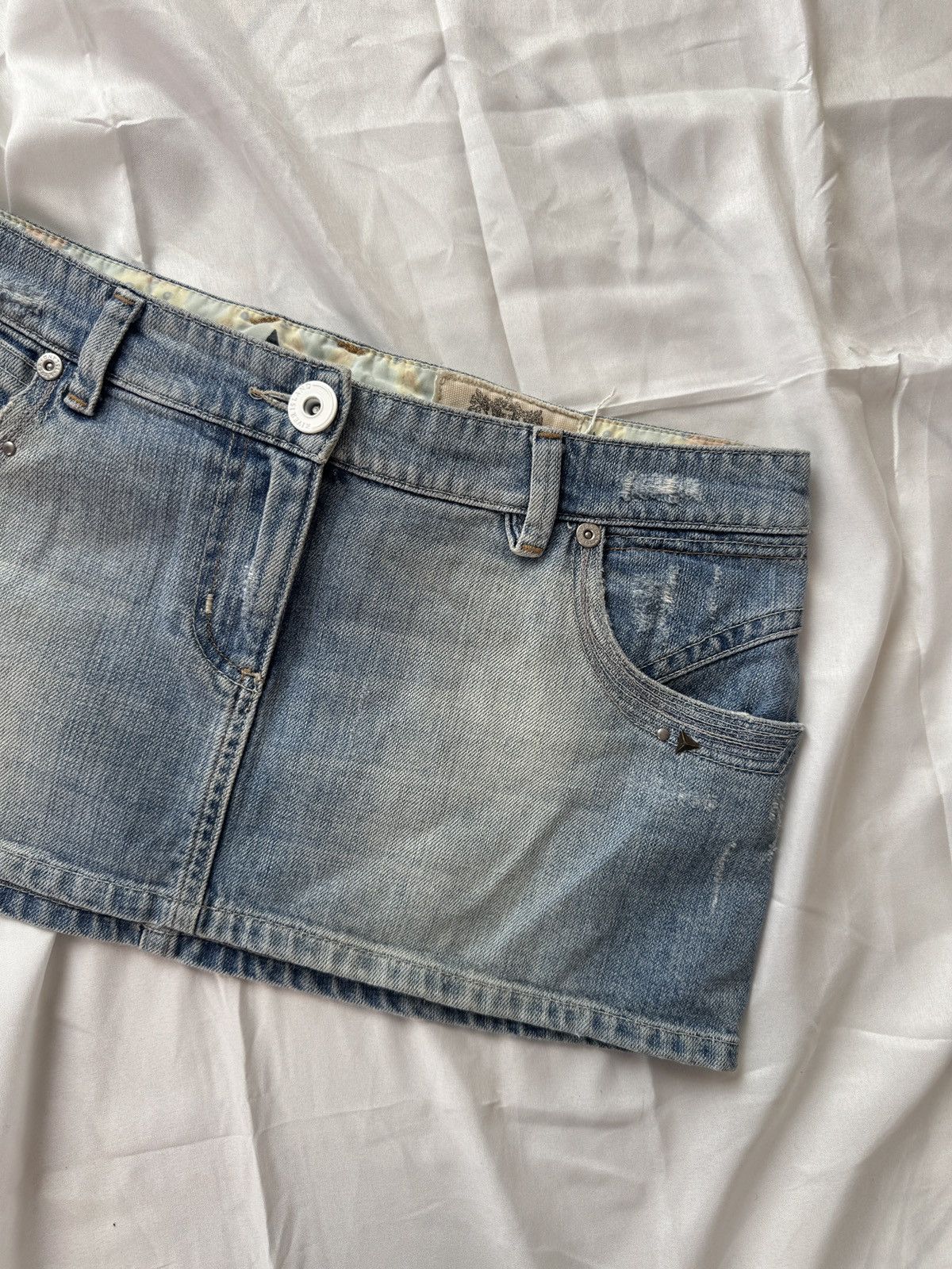 Hysteric Glamour Y2K Super Sexy Vintage Distressed Denim Mini Skirt Size 32" / US 10 / IT 46 - 6 Thumbnail