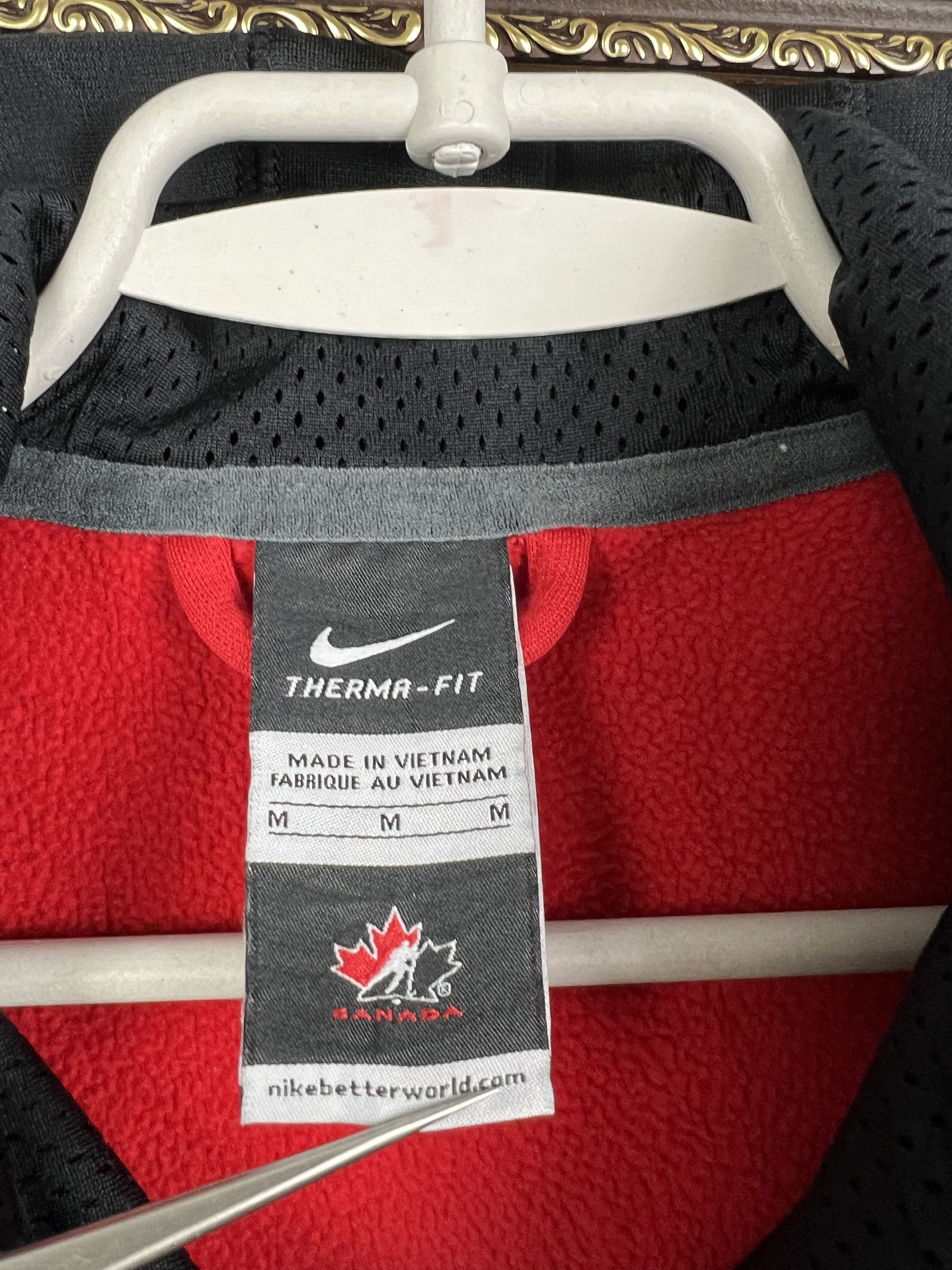 Nike Vintage Nike Canada Ice Hockey Hoodie Jacket Track Top Rare Size US M / EU 48-50 / 2 - 7 Thumbnail