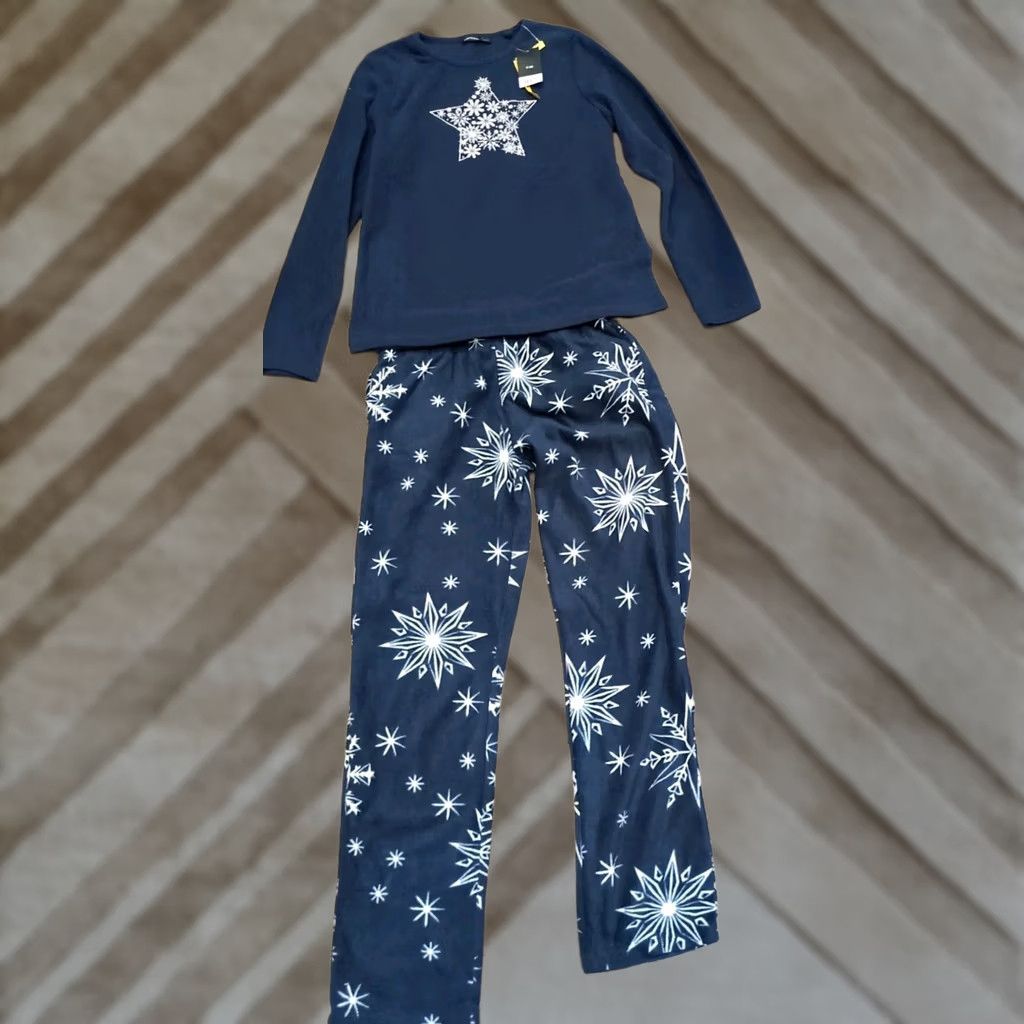 Vintage Esmara Women's Winter Fleece Pajama Set NWT Snowflakes size S Small Blue Christmas Pajama Set Womens Christmas Boys Girls Size ONE SIZE - 1 Thumbnail