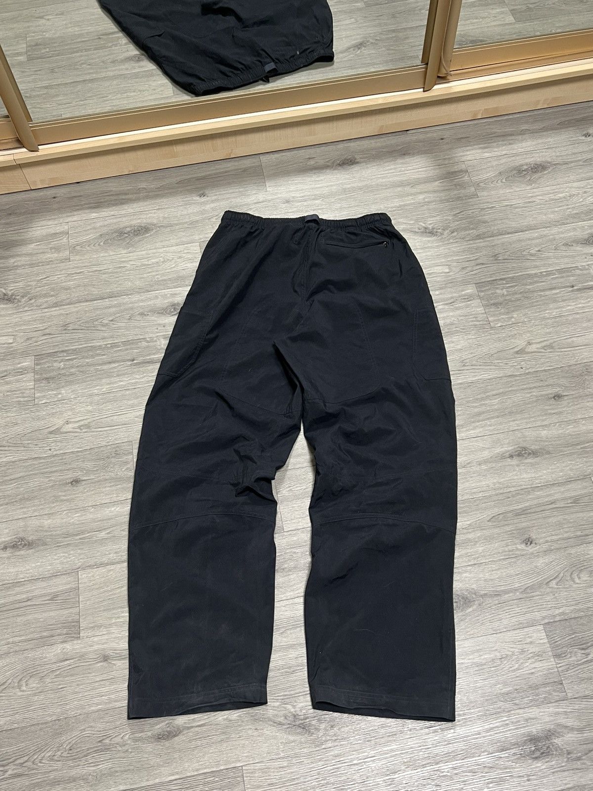 Vintage Nike acg y2k vintage men’s size L cargo outdoor pants Size US 34 / EU 50 - 13 Thumbnail