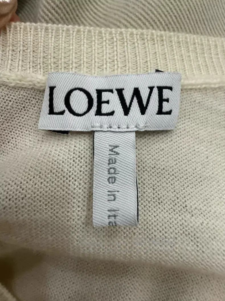 Loewe Loewe White Solid Round Neck Knit Sweater Size S / US 4 / IT 40 - 3 Thumbnail