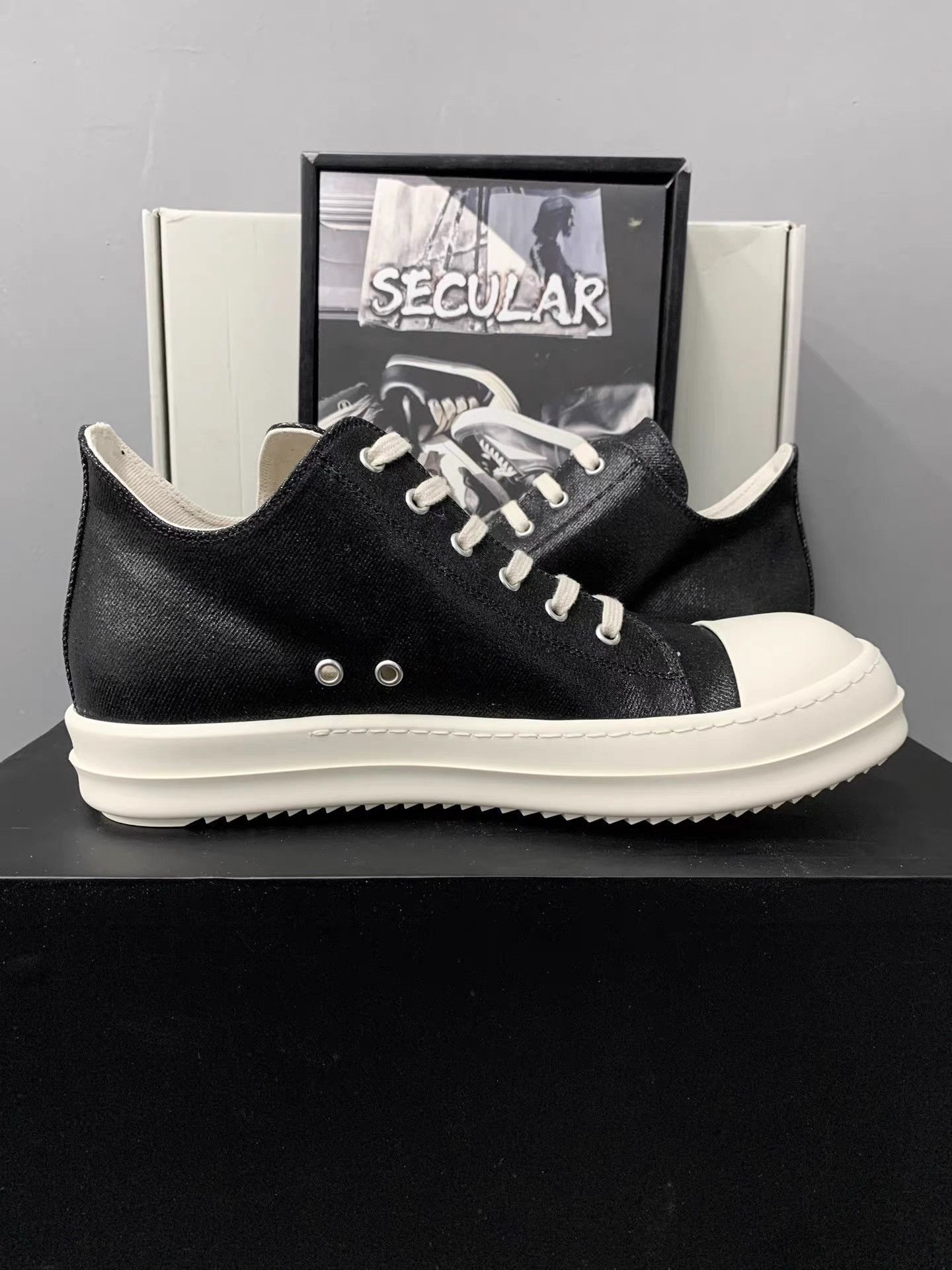 Rick Owens Rick Owens Waxed Low Top Big Converse K34 Size US 10 / EU 43 - 5 Thumbnail