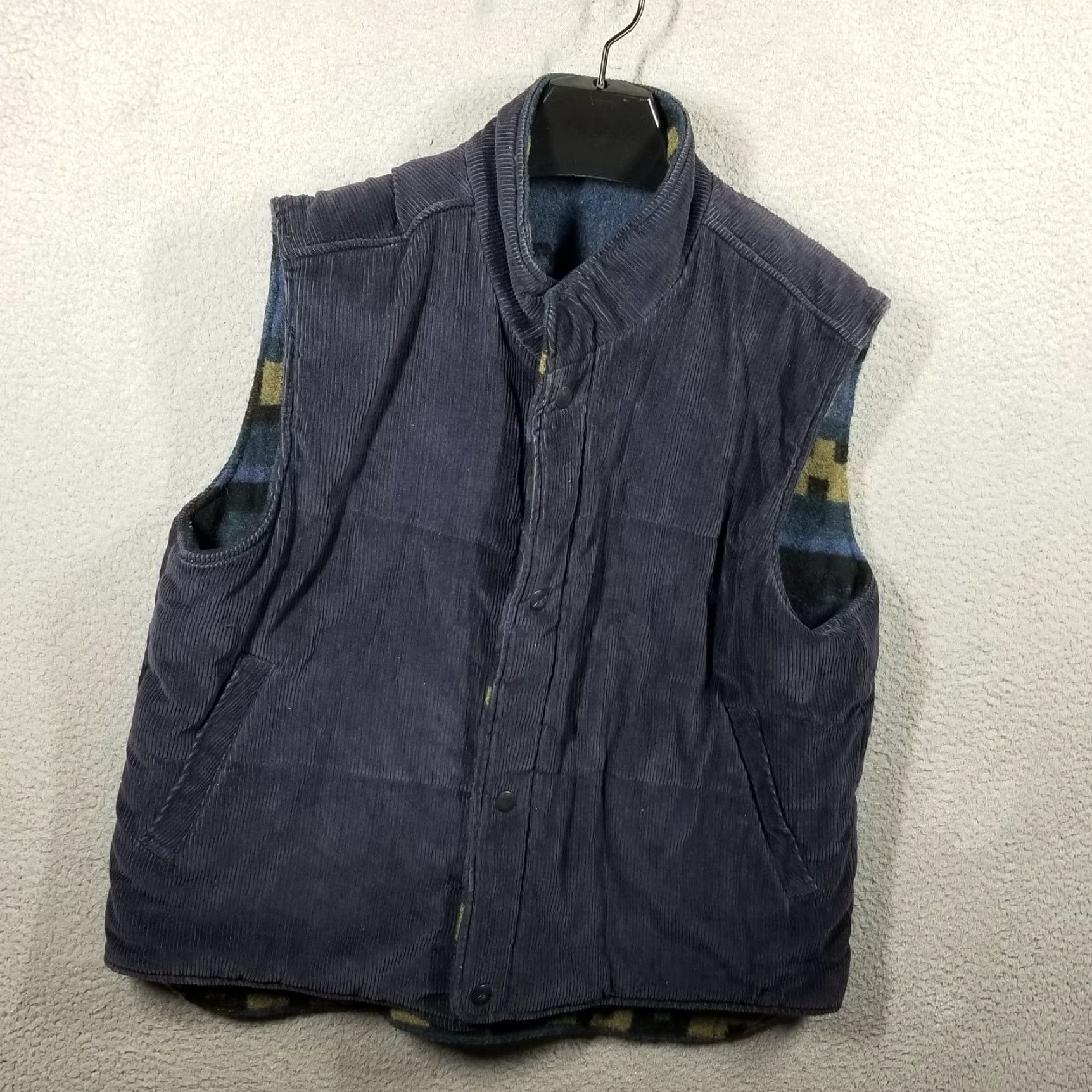 Vintage VINTAGE 90s Reversible Puffer Vest Jacket Mens Large Blue Corduroy Streetwear Aztec Size US L / EU 52-54 / 3 - 3 Thumbnail