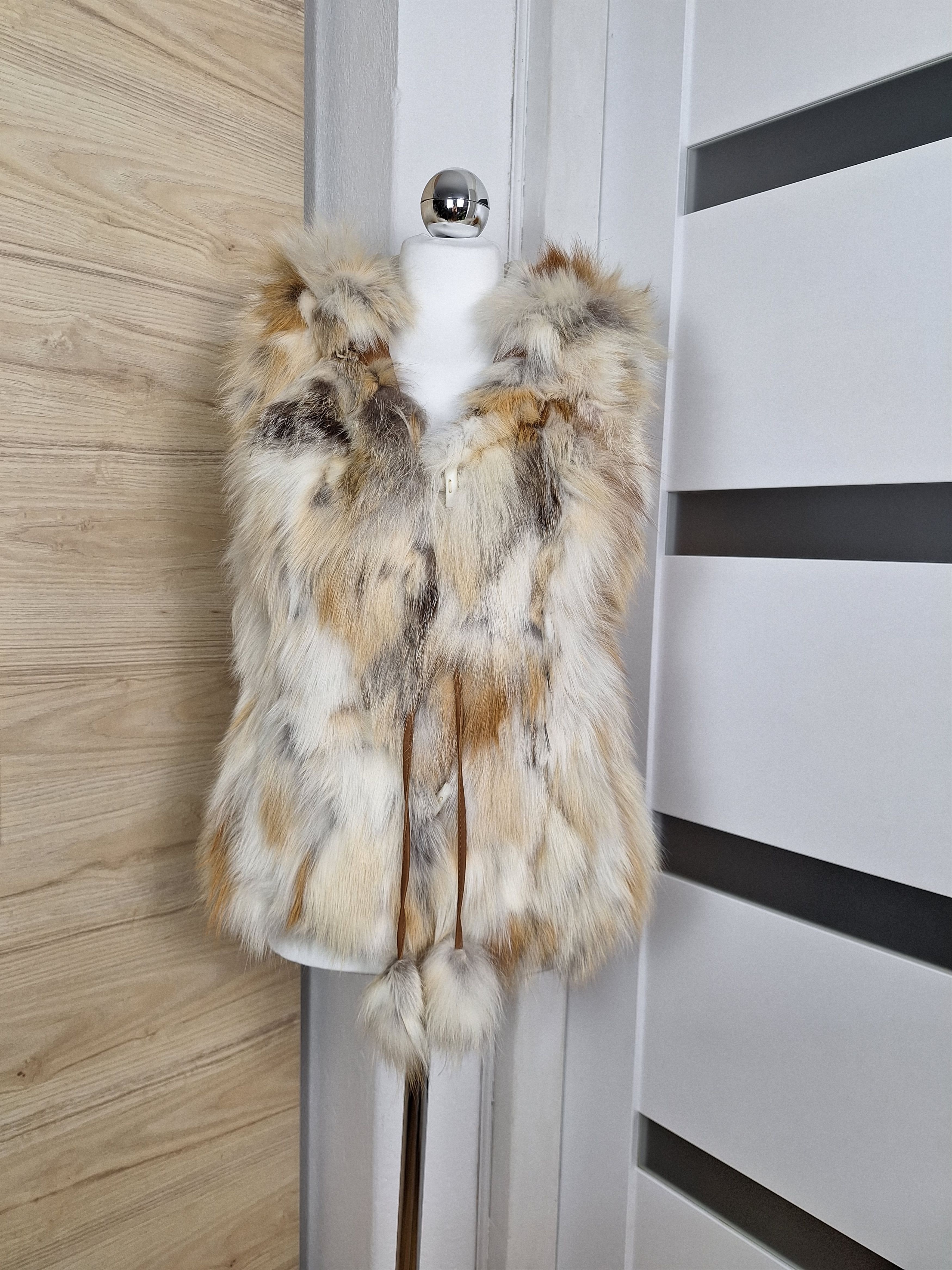 image of Natural Fur Hooded Vest Vintage in Beige, Women's (Size Small)