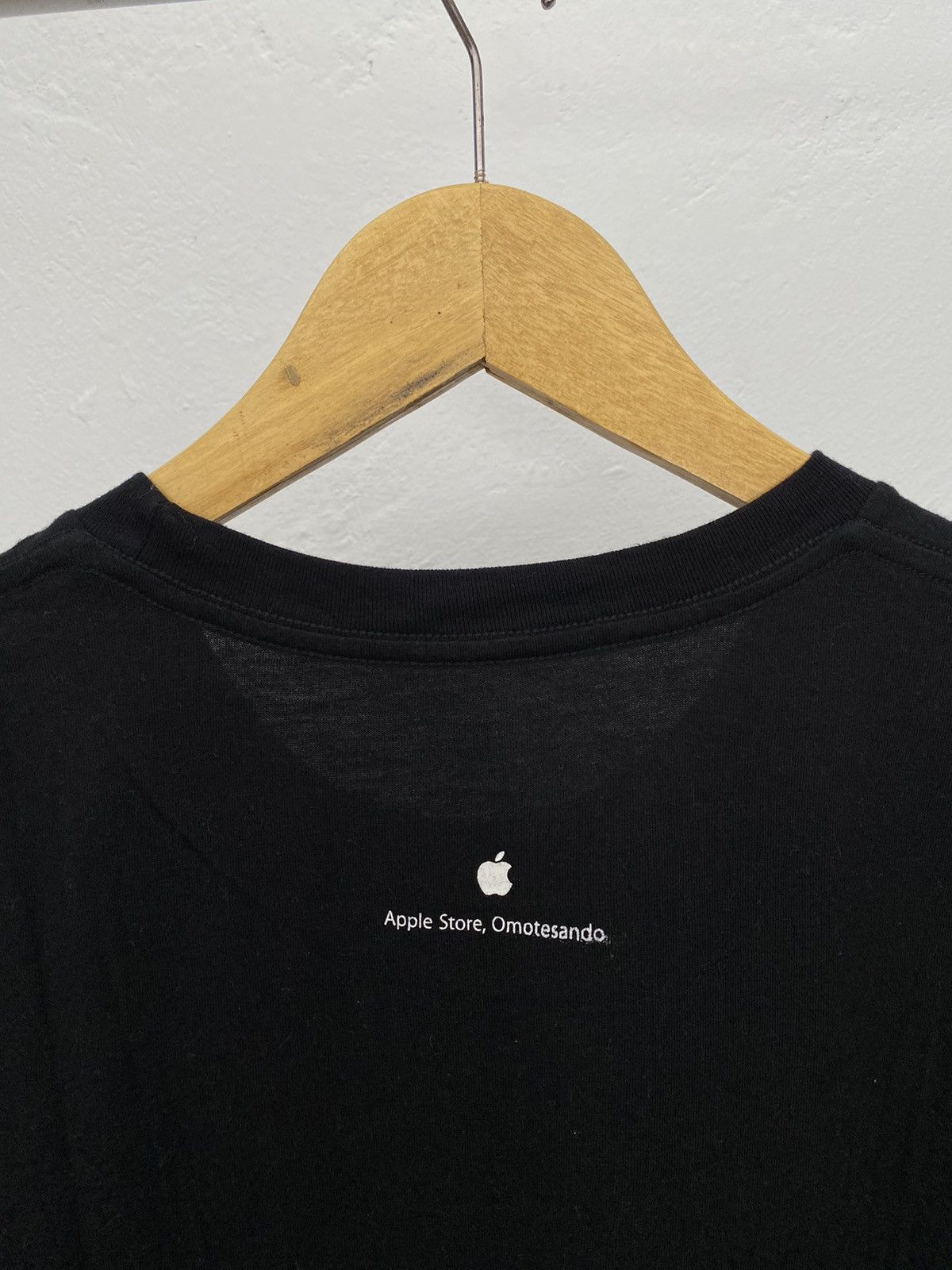 Apple × Vintage Apple store omotesando t-shirt Size US L / EU 52-54 / 3 - 2 Thumbnail