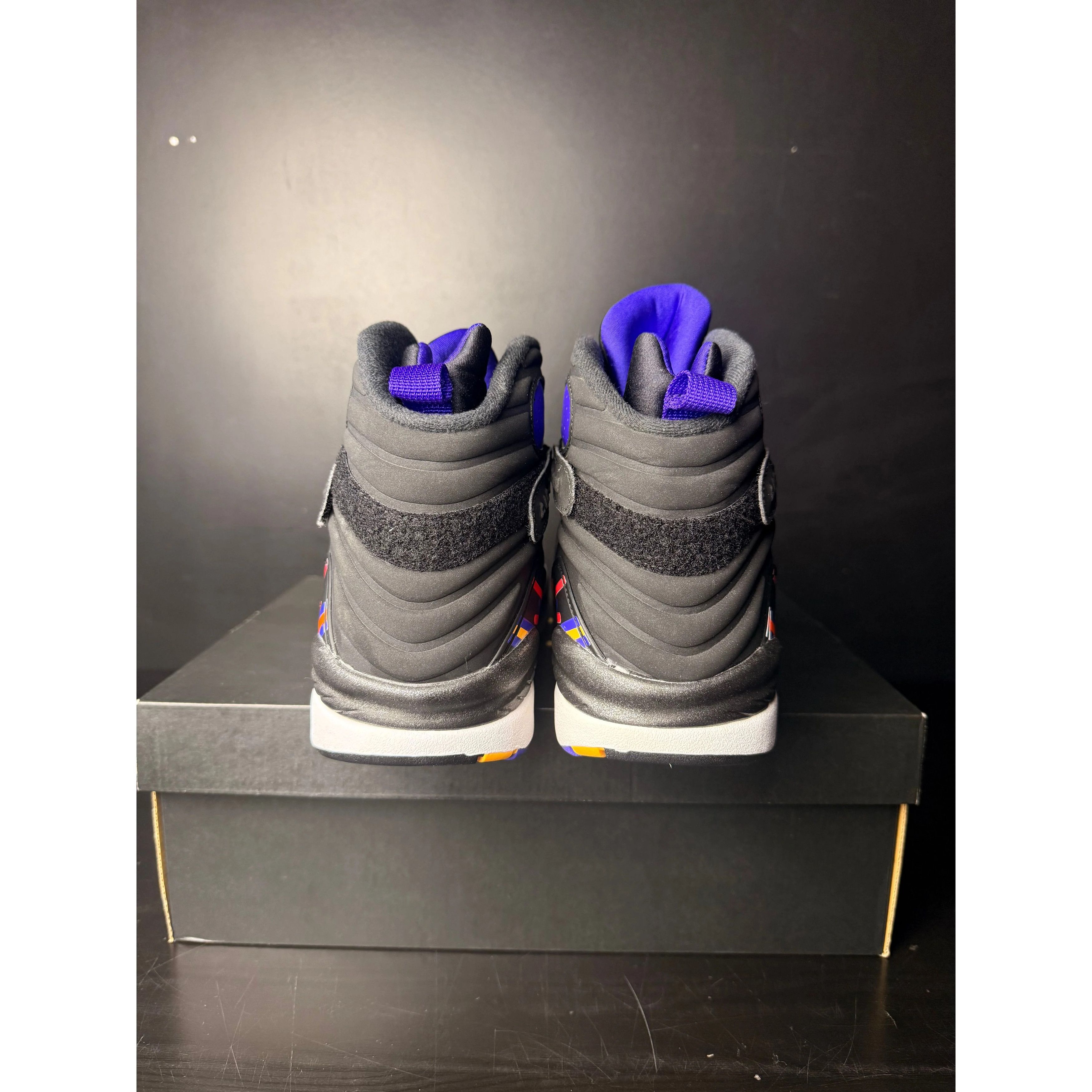Jordan Brand Air Jordan 8 Retro "Three Peat" **PRE-OWNED** Size US 11.5 / EU 44-45 - 4 Thumbnail