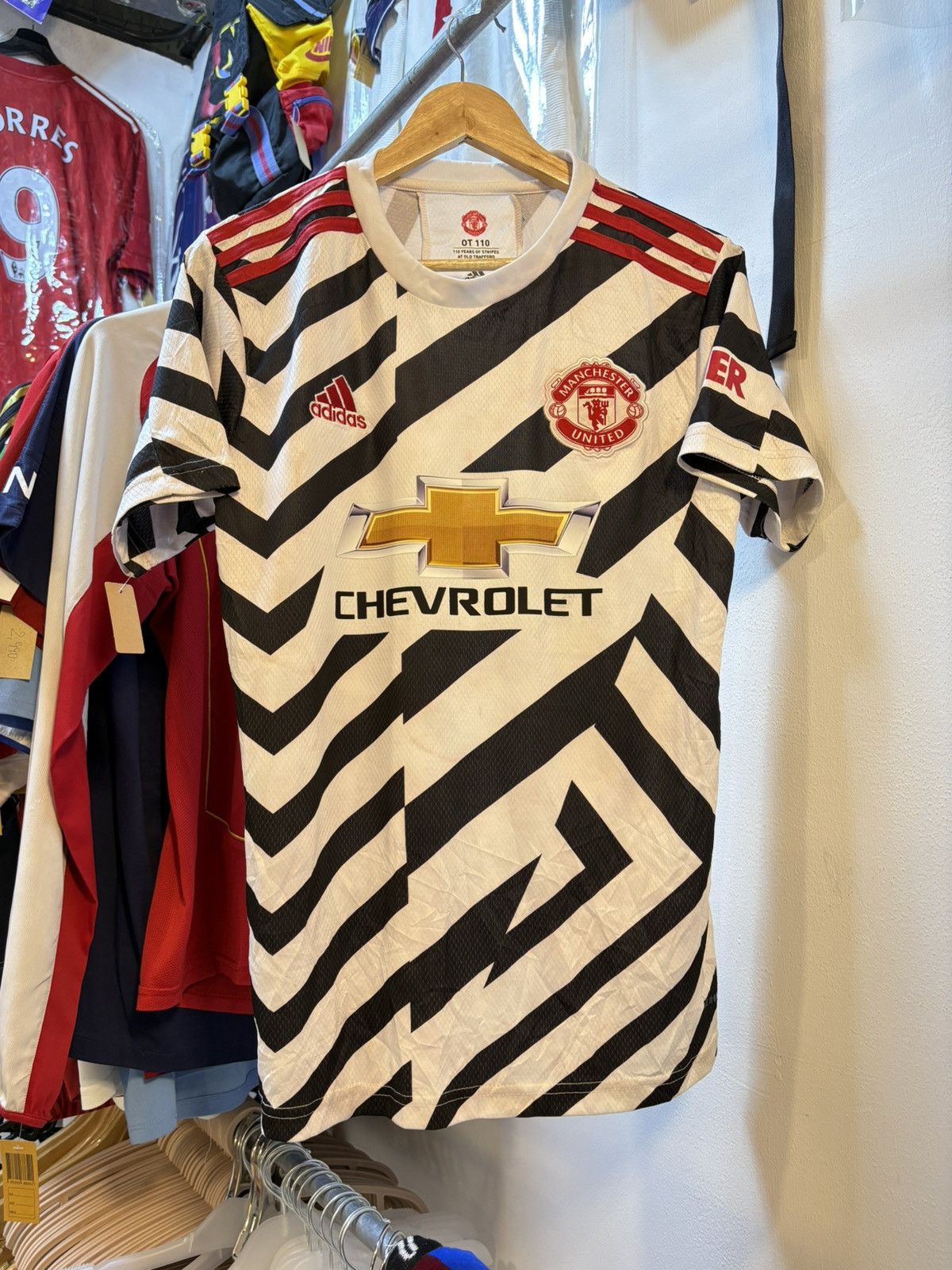 Adidas 2020 Manchester United Third Kit Size US S / EU 44-46 / 1 - 1 Thumbnail