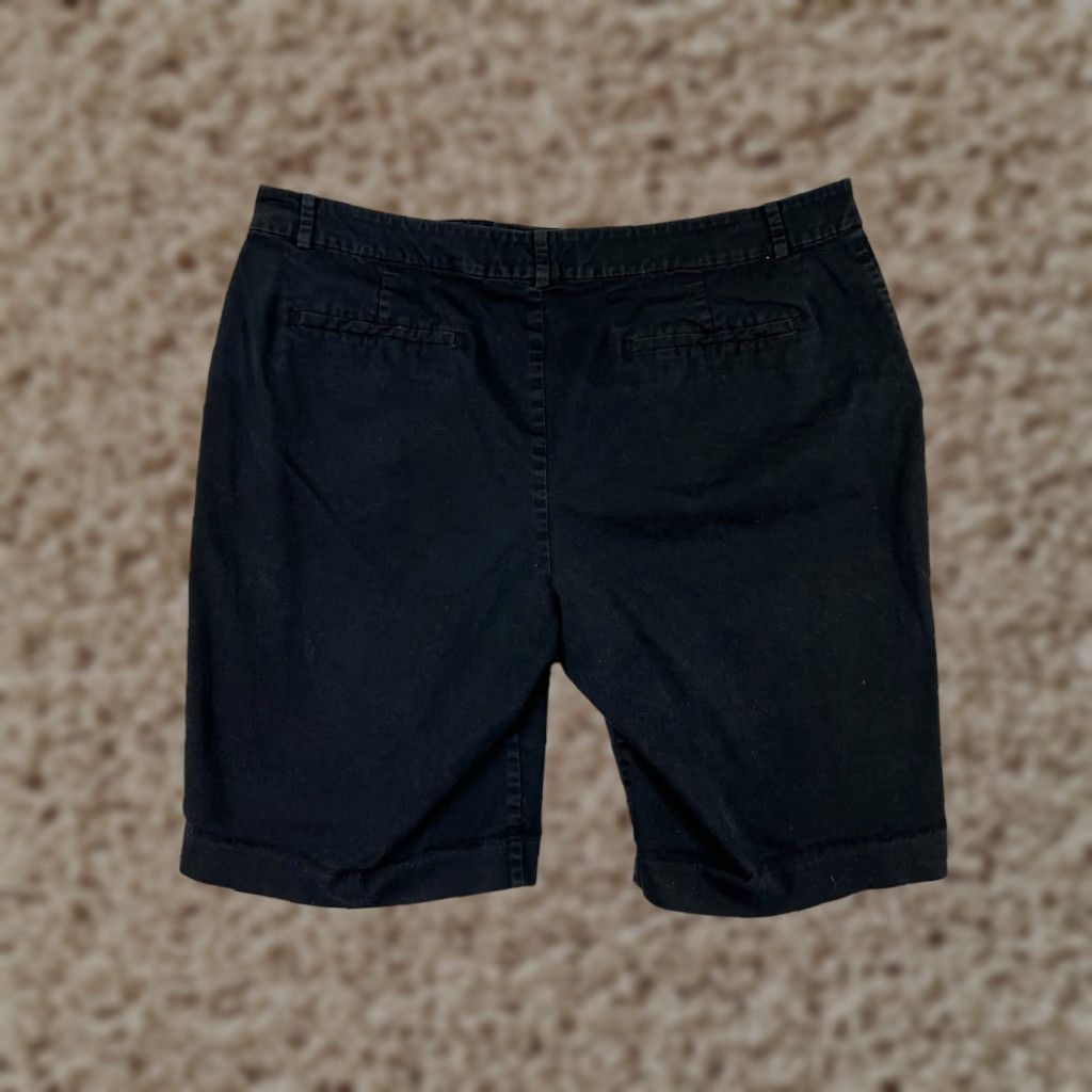 Ralph Lauren Lauren Ralph Lauren Shorts Women 16 Black LRL 100% Cotton Twill Hike Camp Size 38" / US 16 / IT 52 - 1 Thumbnail