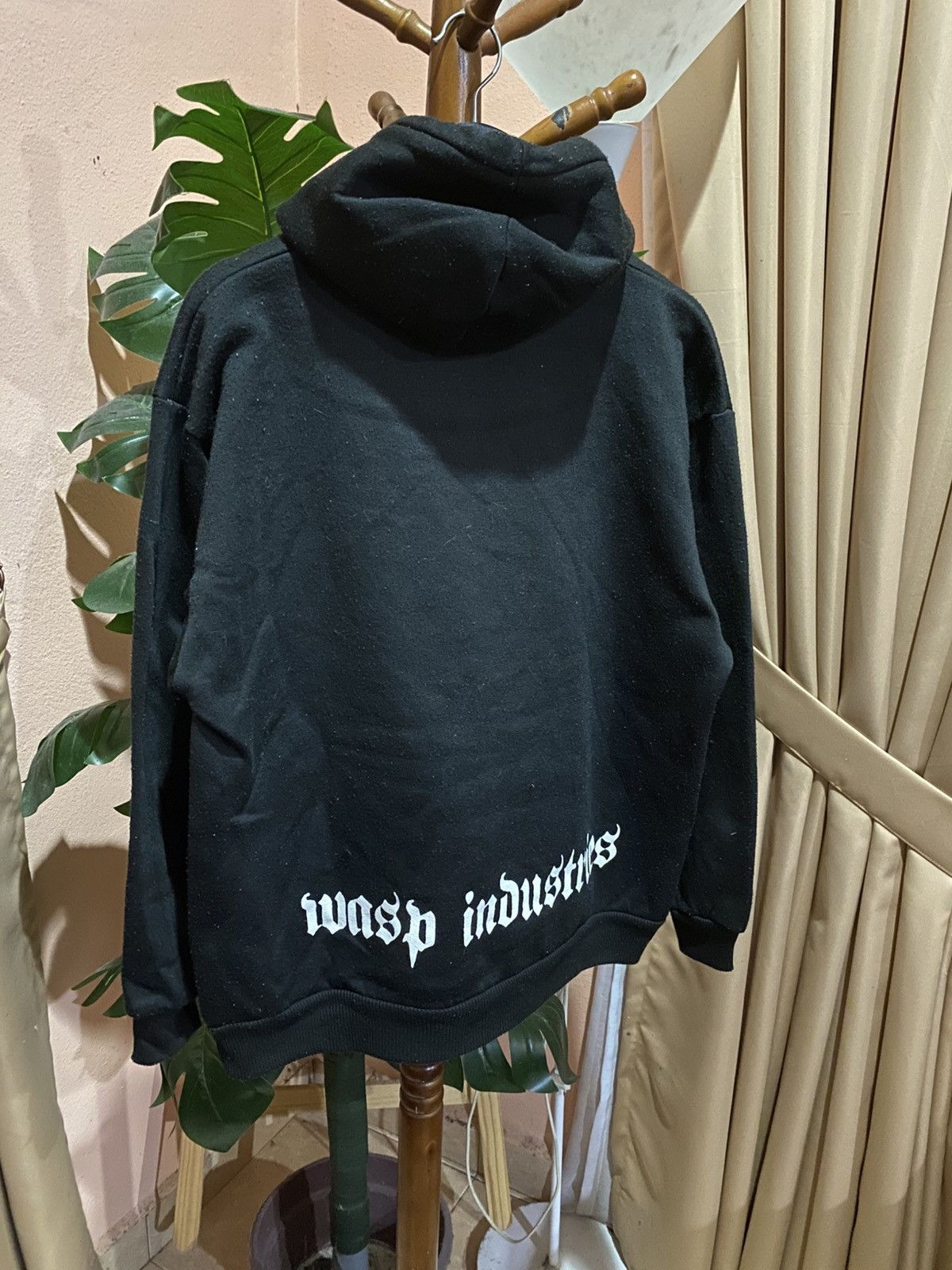 Vintage Vintage Wasp Industries Black Hoodie Made in USA – Size S Size US S / EU 44-46 / 1 - 10 Thumbnail