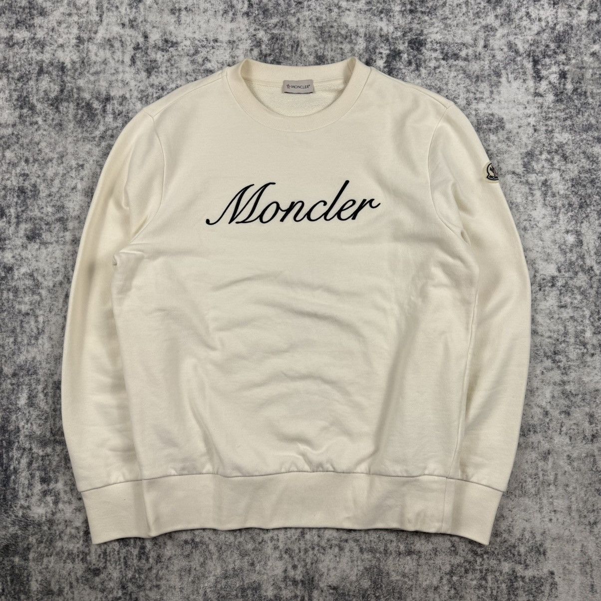 Moncler Moncler Embroidered Logo ‘Cream’ Crewneck Size US M / EU 48-50 / 2 - 1 Thumbnail