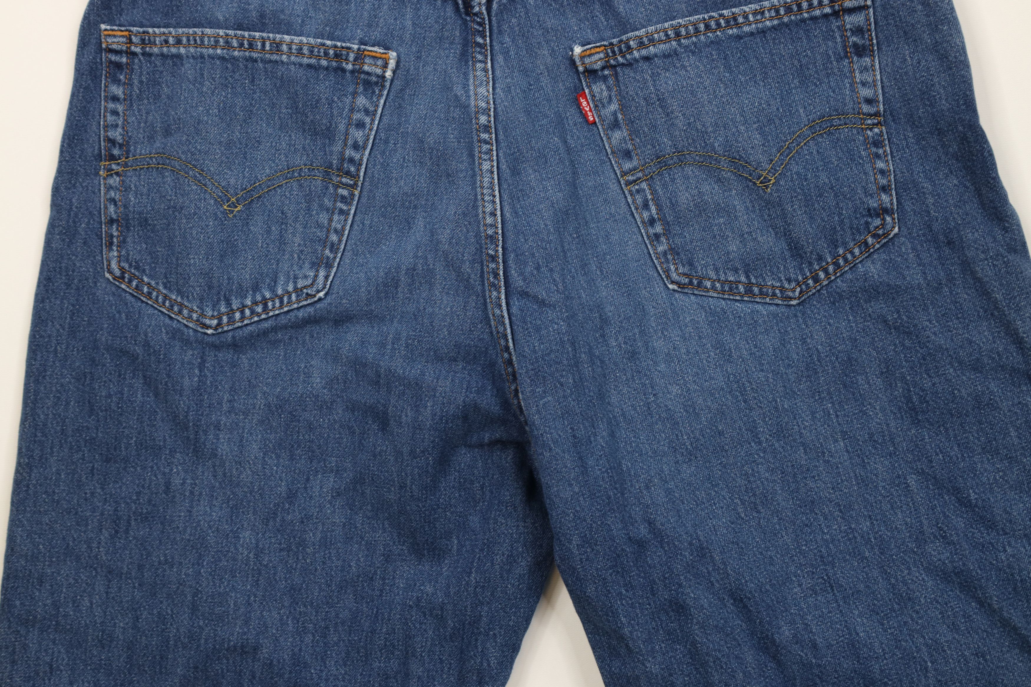 Levi's Vintage Y2K Levi 469 Loose Fit Baggy Denim Jean Shorts Size US 36 / EU 52 - 12 Thumbnail