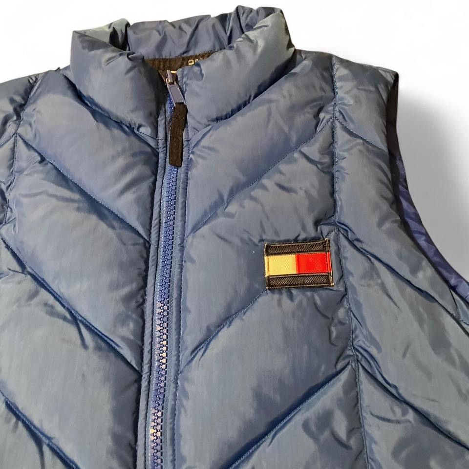 Tommy Hilfiger Blue Tommy Hilfiger puffer vest with zipper closure Size M / US 6-8 / IT 42-44 - 3 Thumbnail
