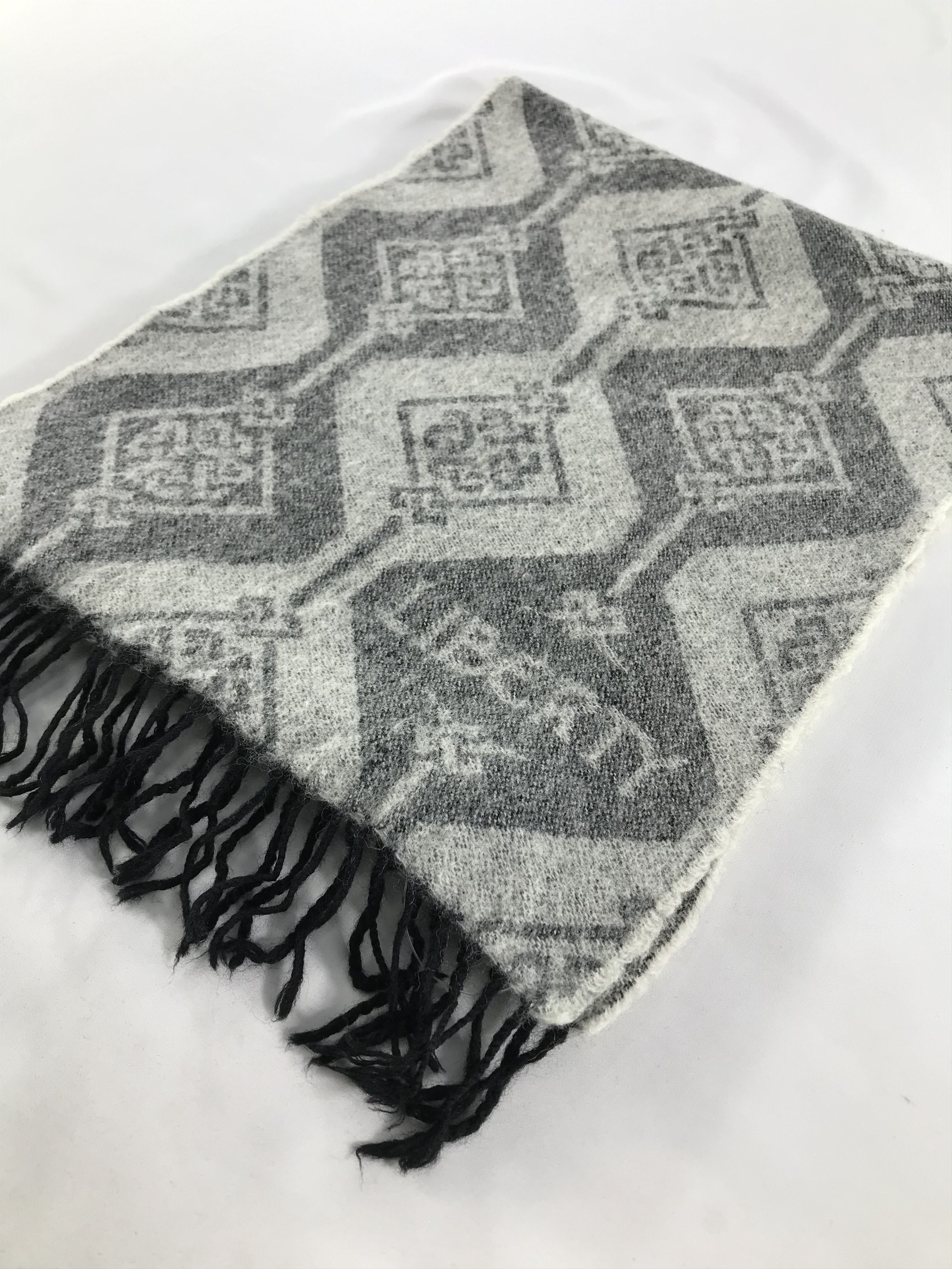 Liberty Vintage Liberty Scarf/Muffler/Neckwear MF1240 Size ONE SIZE - 3 Thumbnail