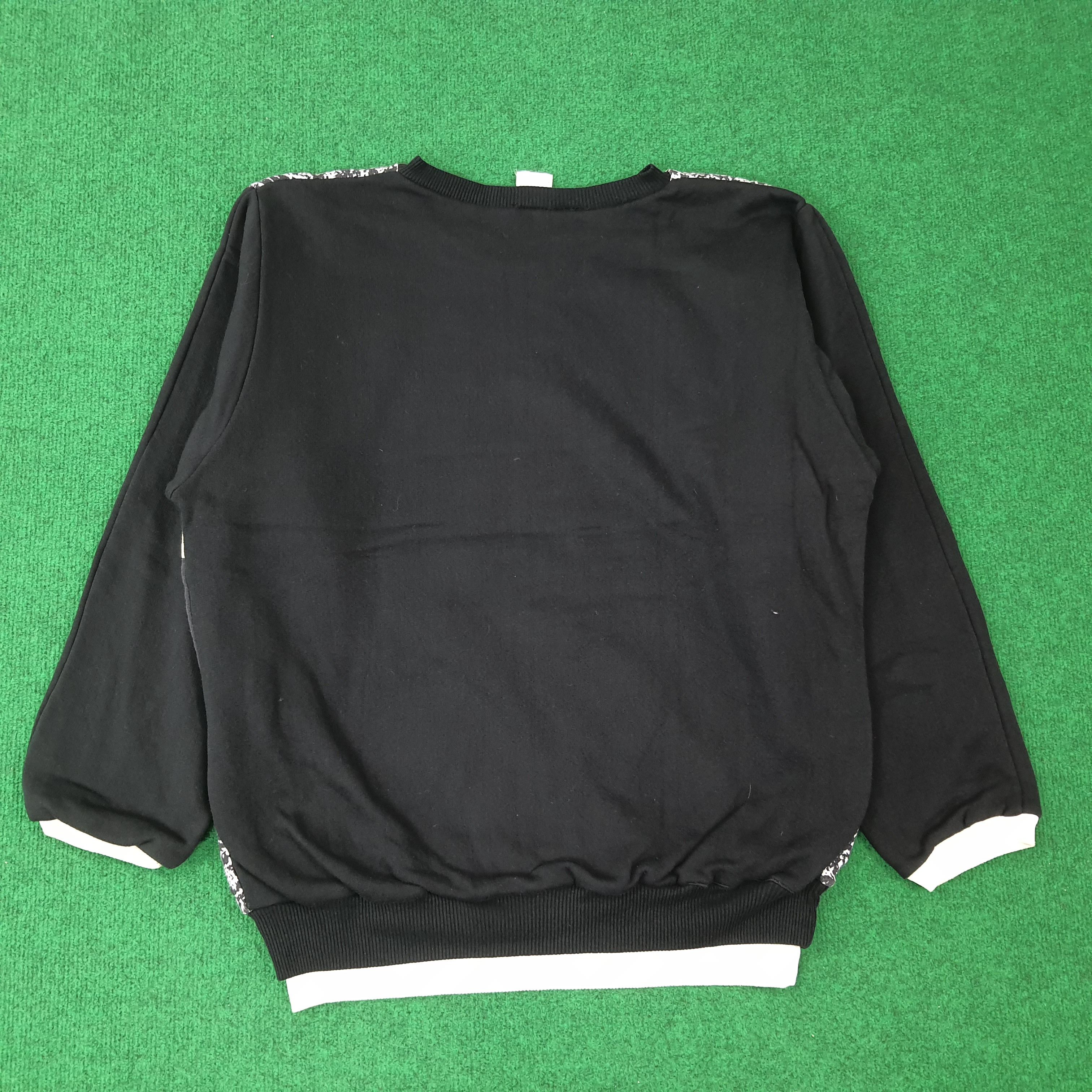 Vintage Vintage BLOWOUT Fall Collection Art Sweatshirt C234N13 Size US L / EU 52-54 / 3 - 5 Thumbnail