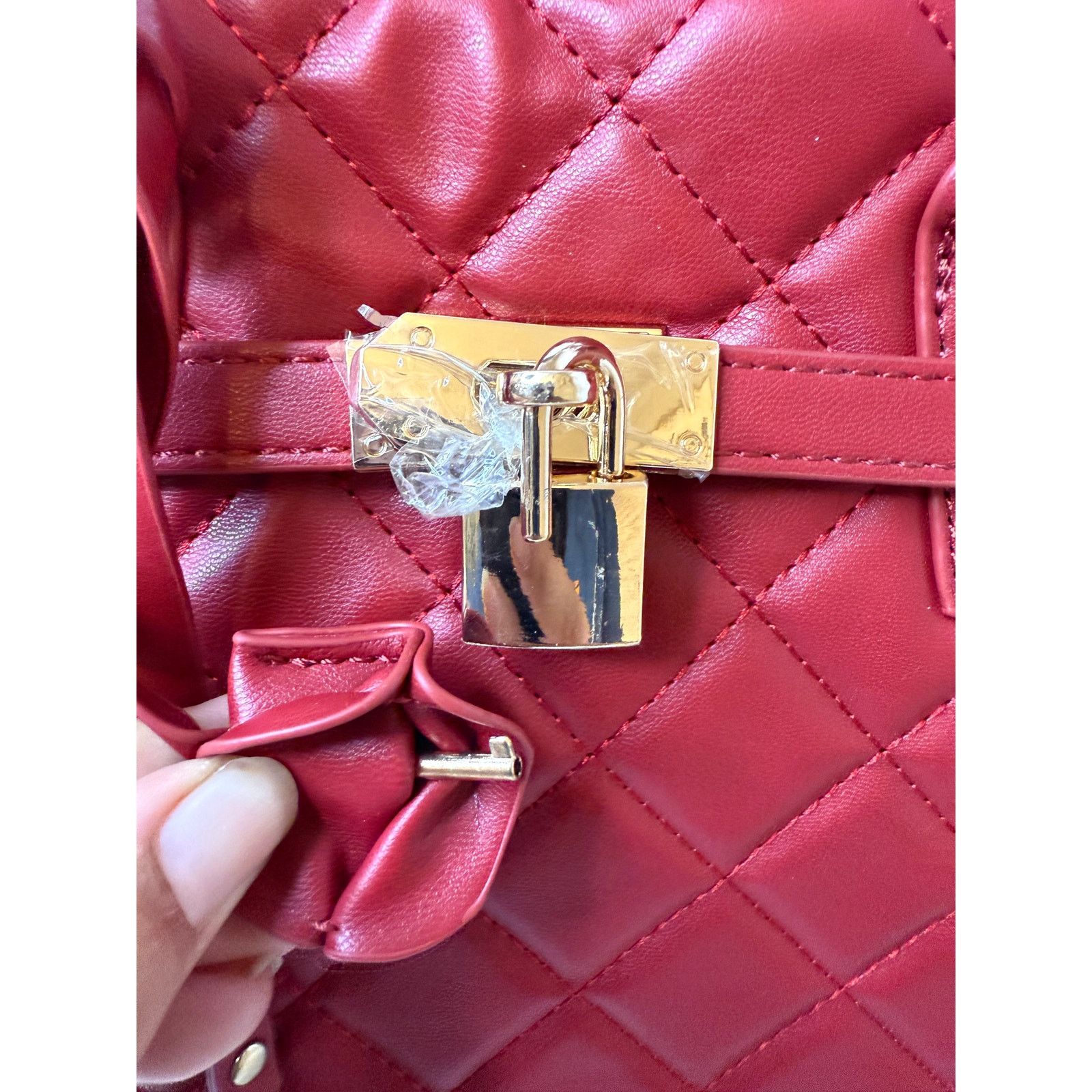 Badgley Mischka BADGLEY MISCHKA Brick RED Diamond Quilted Tote w/ Front Lock Size ONE SIZE - 9 Thumbnail