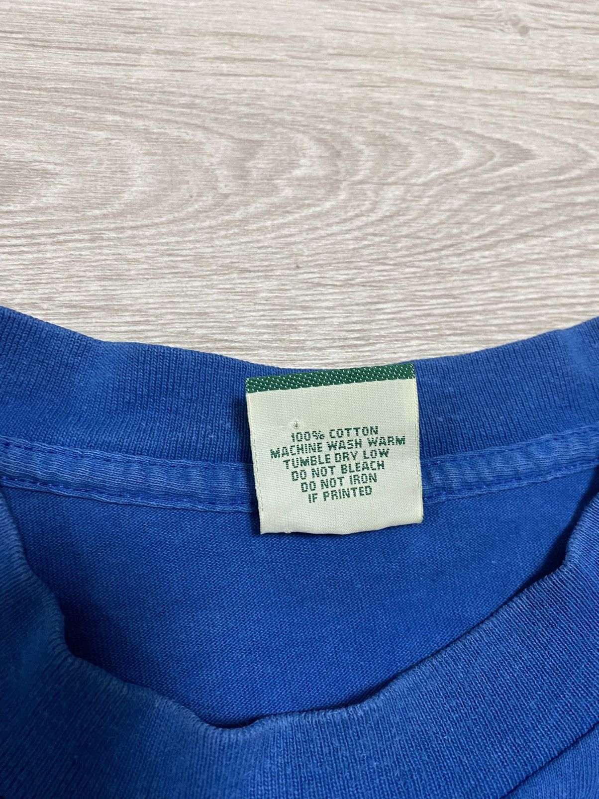 Levi's Vintage Levis Levi Strauss &CO 1992 T-shirt Size US XL / EU 56 / 4 - 10 Thumbnail