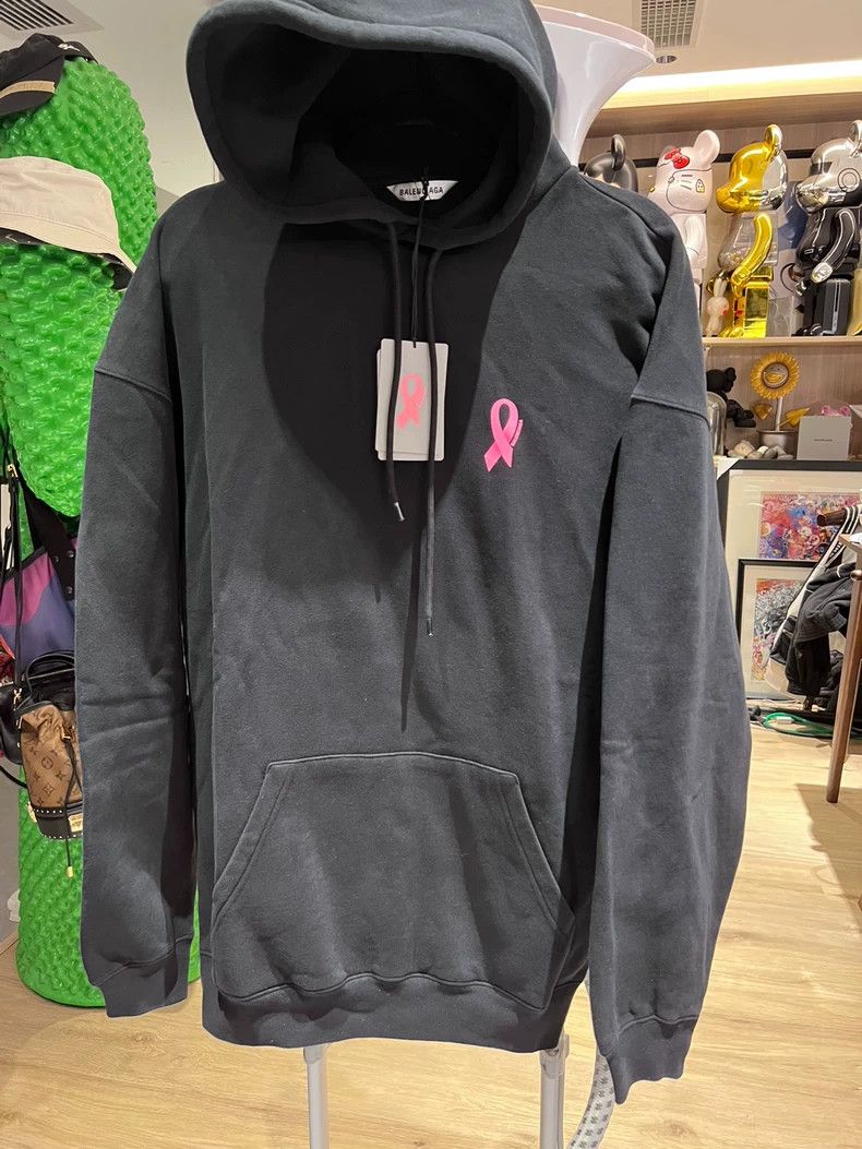 Balenciaga Balenciaga Black Pink Hoodie New with Tags Size XS Size US XS / EU 42 / 0 - 1 Thumbnail