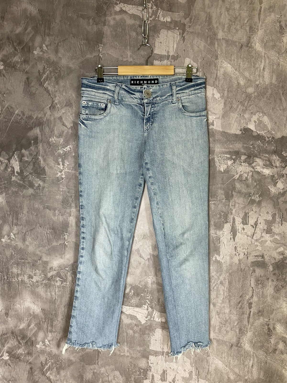 Japanese Brand × Richmond Denim Richmond Streetwear Y2K Embroidered Logo Denim Jeans Size US 27 - 2 Thumbnail