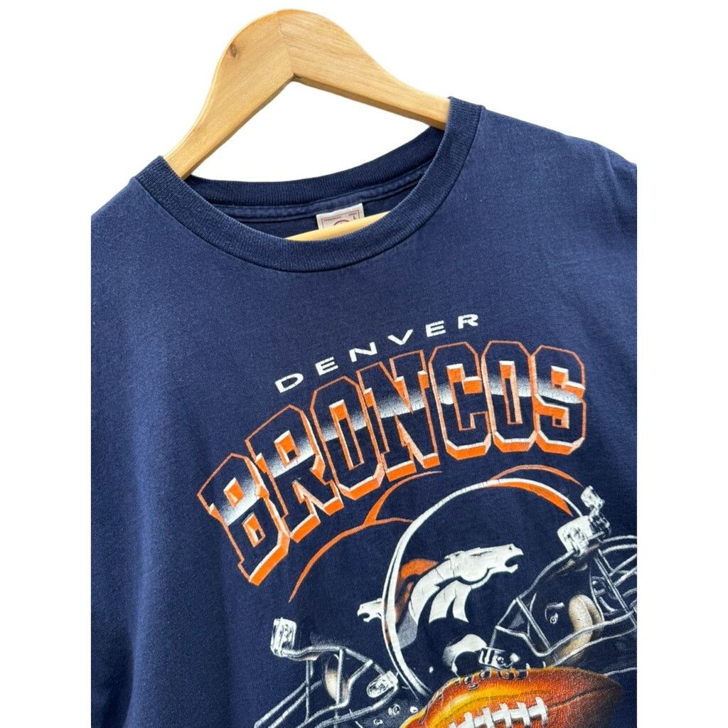 Delta × NFL × Vintage 2000's Delta Denver Broncos NFL Team Graphic T-Shirt Size US L / EU 52-54 / 3 - 5 Thumbnail
