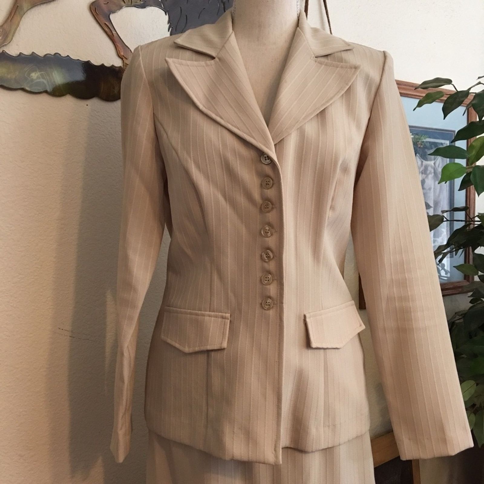 Vintage Lew Magram tan professional career skirt suit 6 Size M / US 6-8 / IT 42-44 - 3 Thumbnail