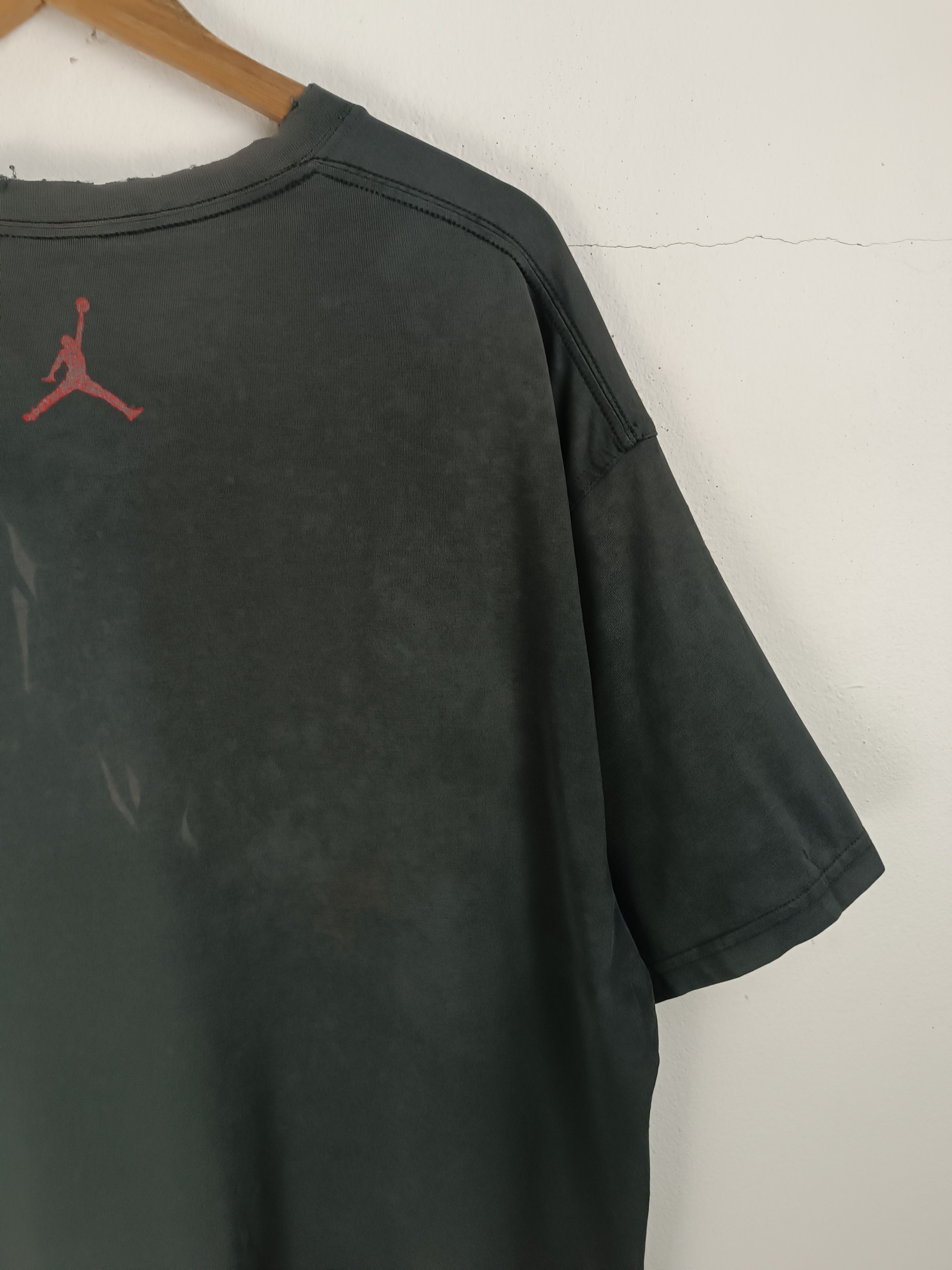 Jordan Brand THRASHED FADED VINTAGE Y2K JORDAN TEE 4G INTHEATTIC LGB Size US XL / EU 56 / 4 - 16 Thumbnail