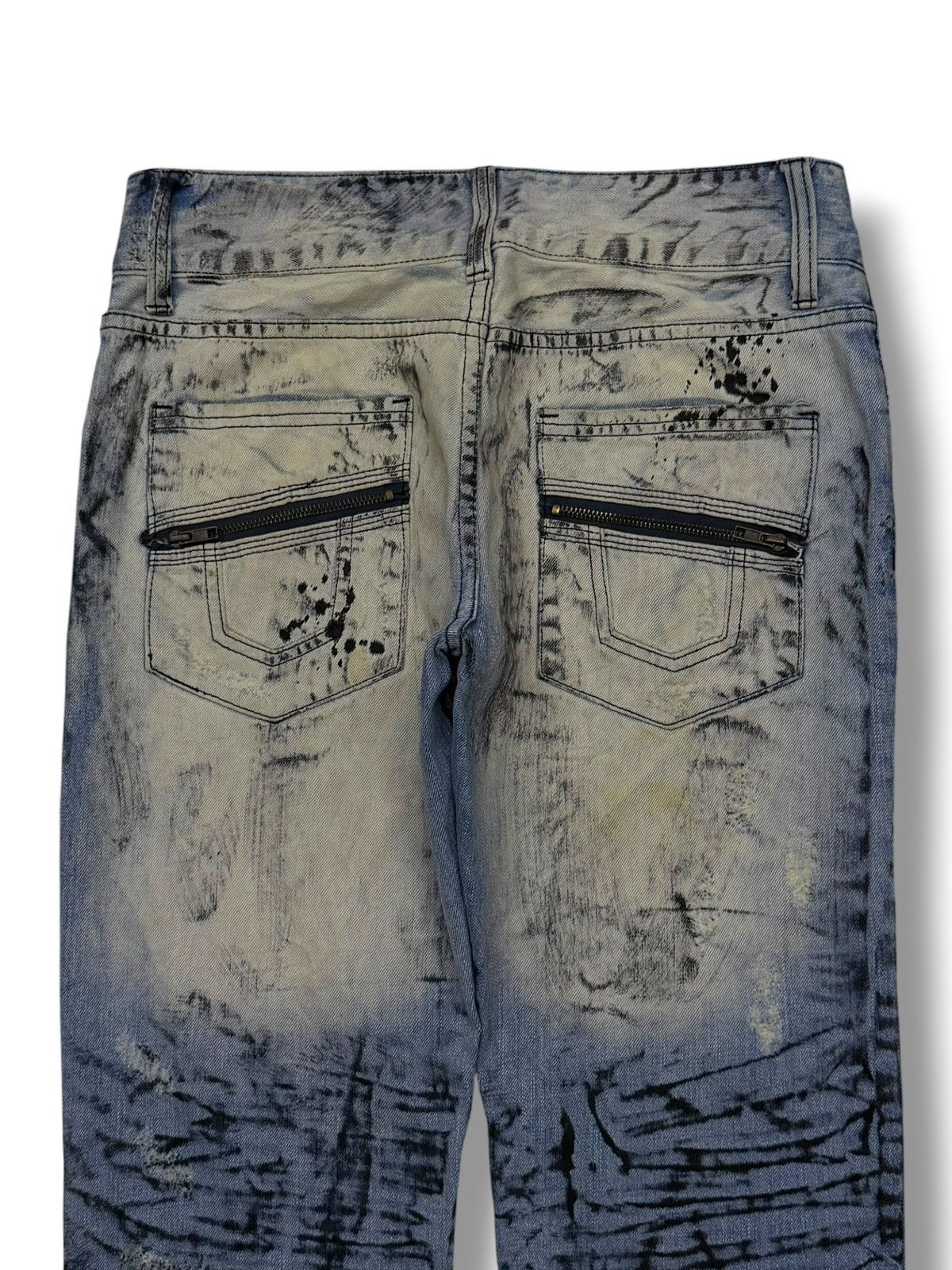 Japanese Brand Vintage Y2K Beast Japanese Distressed Denim Jeans | W31 Size US 31 - 5 Thumbnail