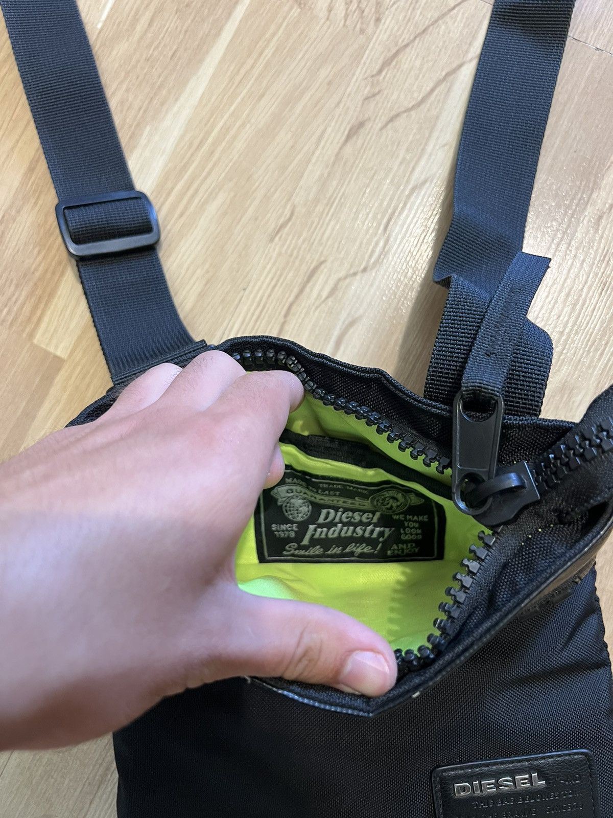 Diesel × Vintage Diesel vintage sling bag messenger black Size ONE SIZE - 8 Thumbnail