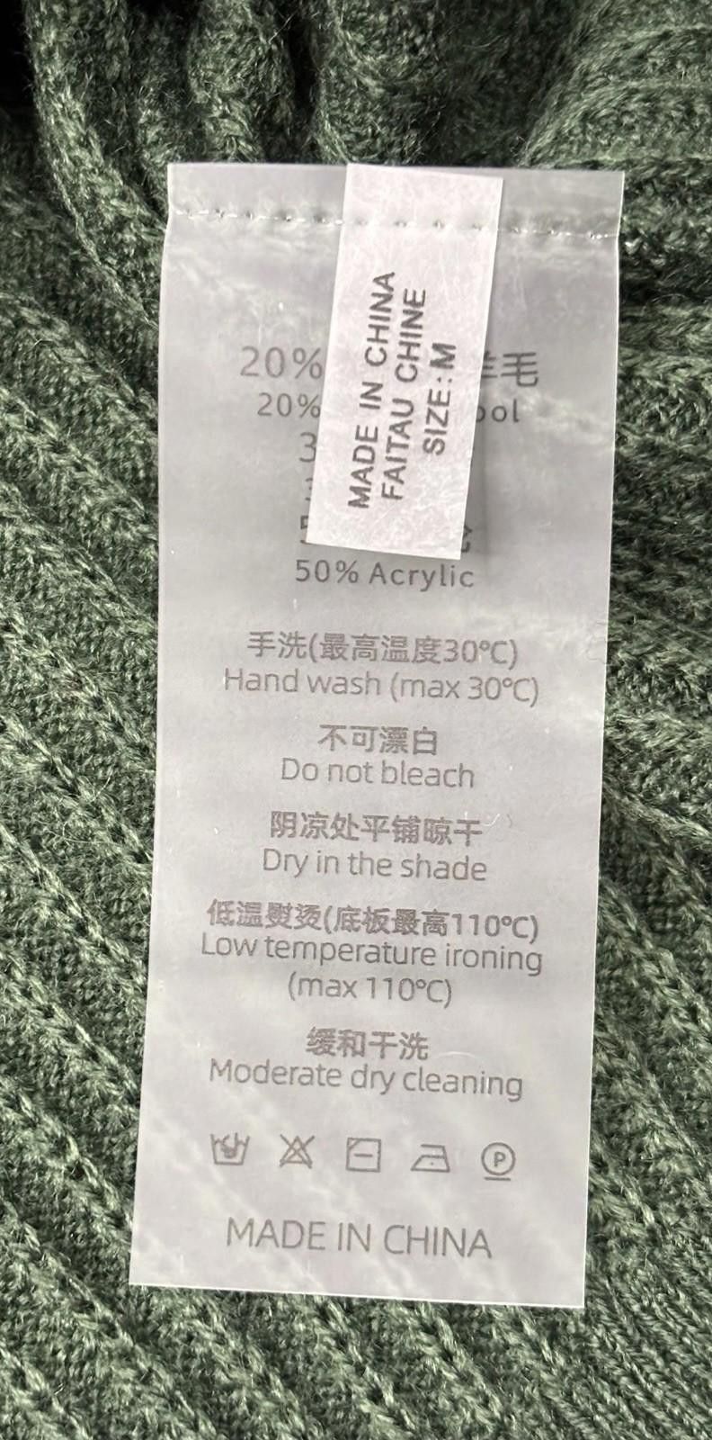 The Unbranded Brand Sweater Vest Womens Medium Merino Wool Blend V-Neck Pullover Size M / US 6-8 / IT 42-44 - 11 Thumbnail
