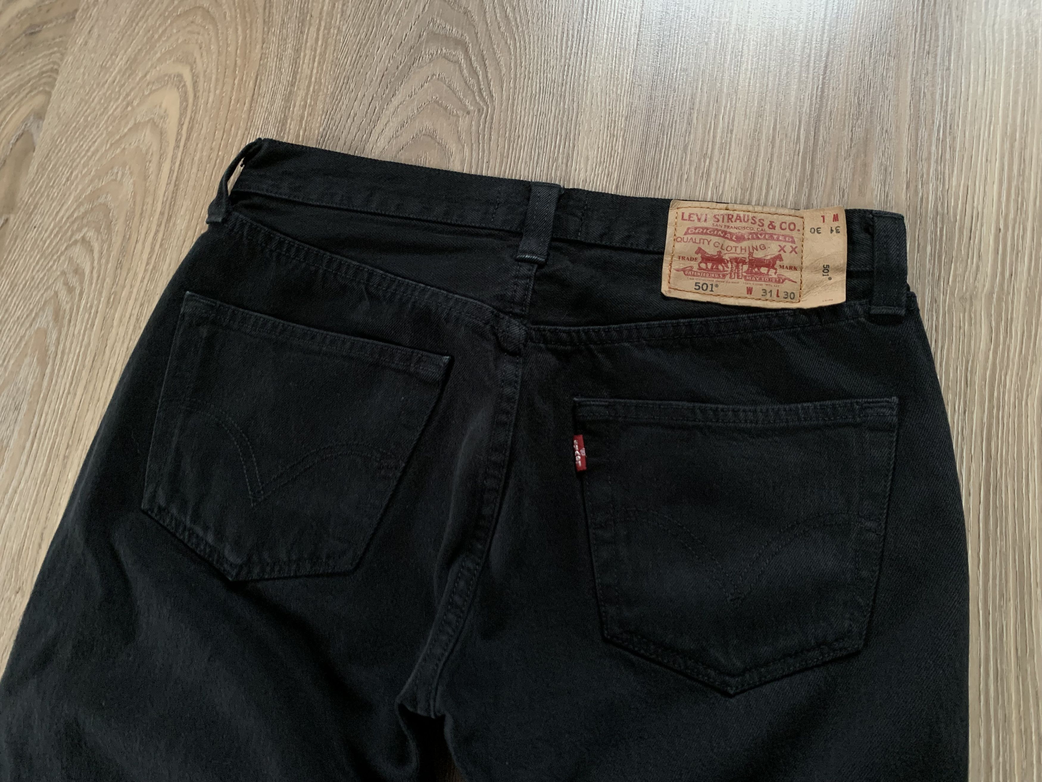 Levi's Levi's 501 Black Denim Jeans Size US 31 - 6 Thumbnail
