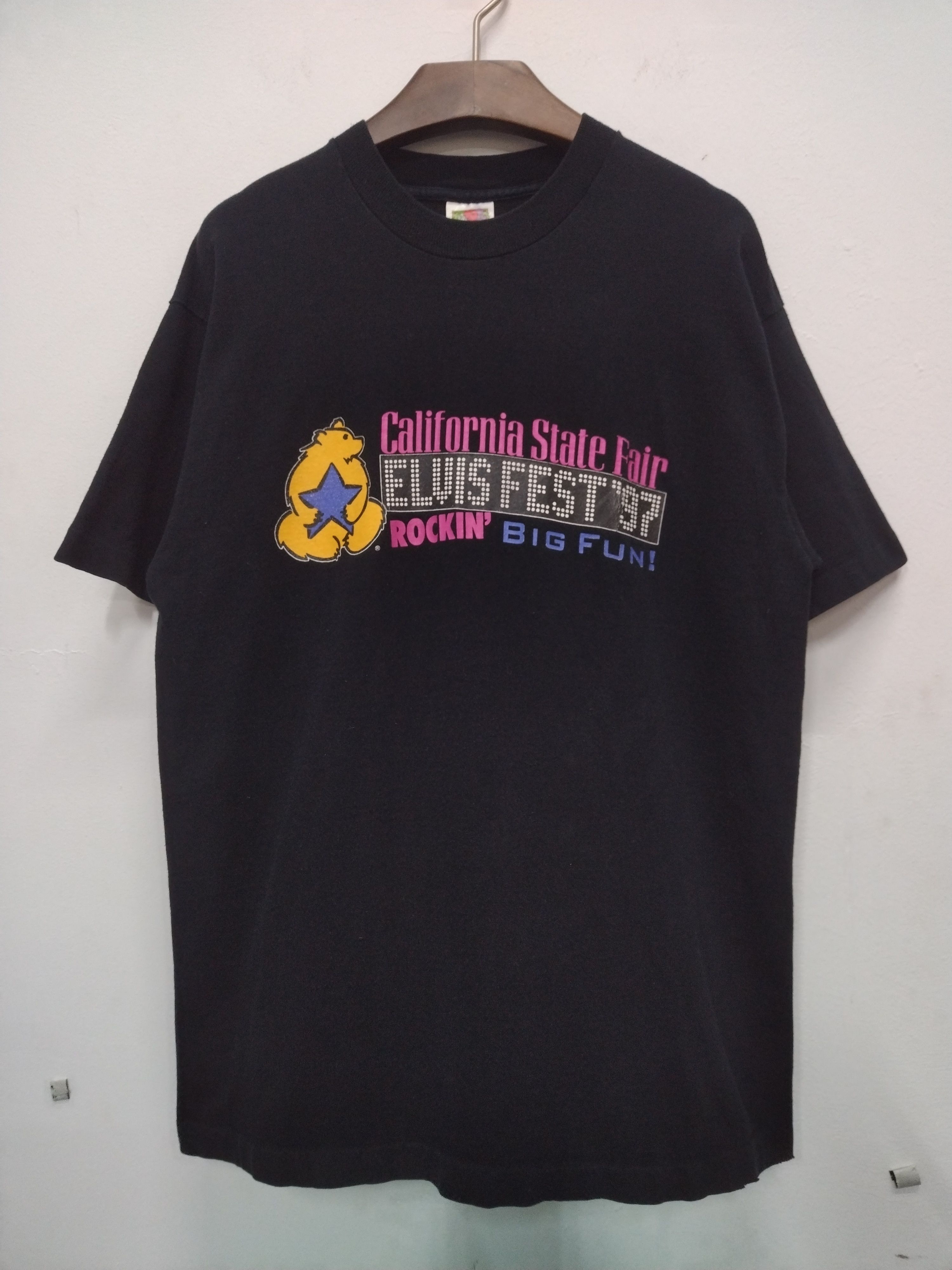 Fruit Of The Loom Vtg ELVIS FEST 97 Fruits Of the Loom T SHIRT gently used Size US L / EU 52-54 / 3 - 1 Thumbnail