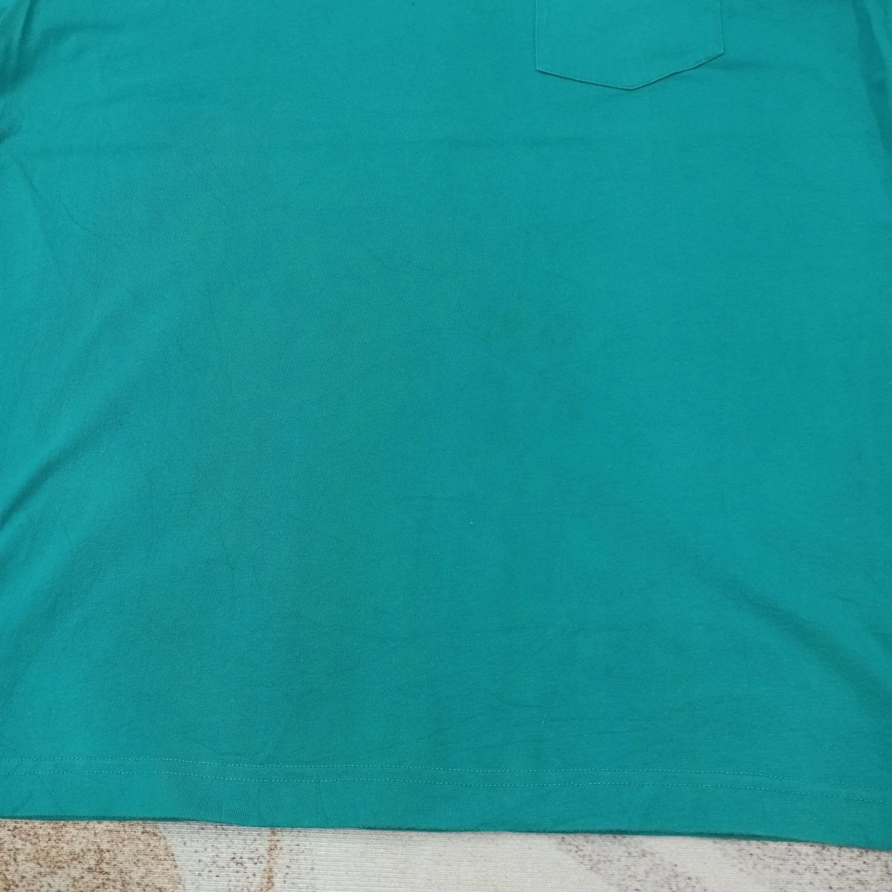 Yves Saint Laurent Yves Saint Laurent Italian Brand Tshirt C239N21 Size US L / EU 52-54 / 3 - 4 Thumbnail