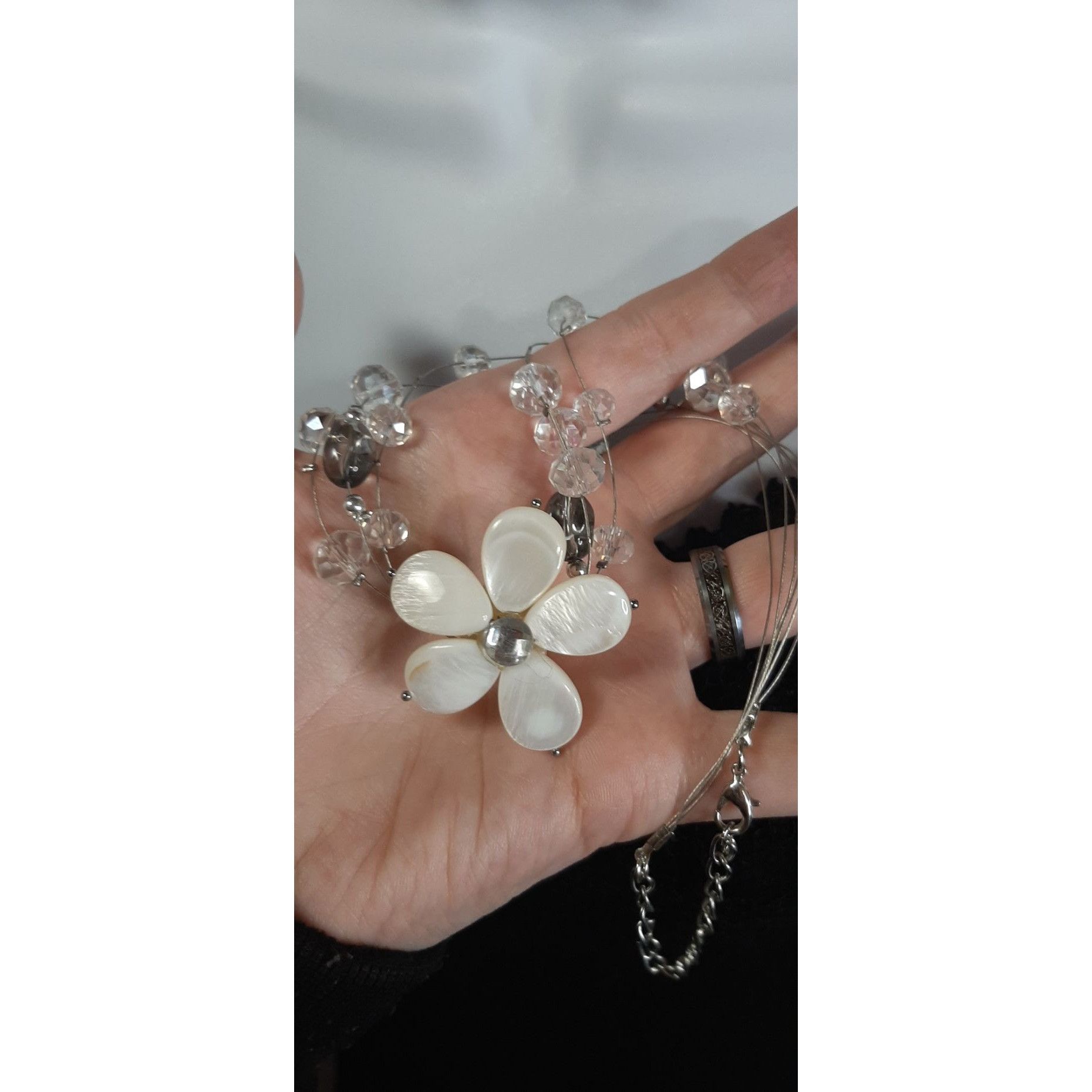 Other Vintage Fairycore Mermaidcore Shell Flower Pendant Necklace Size ONE SIZE - 2 Thumbnail