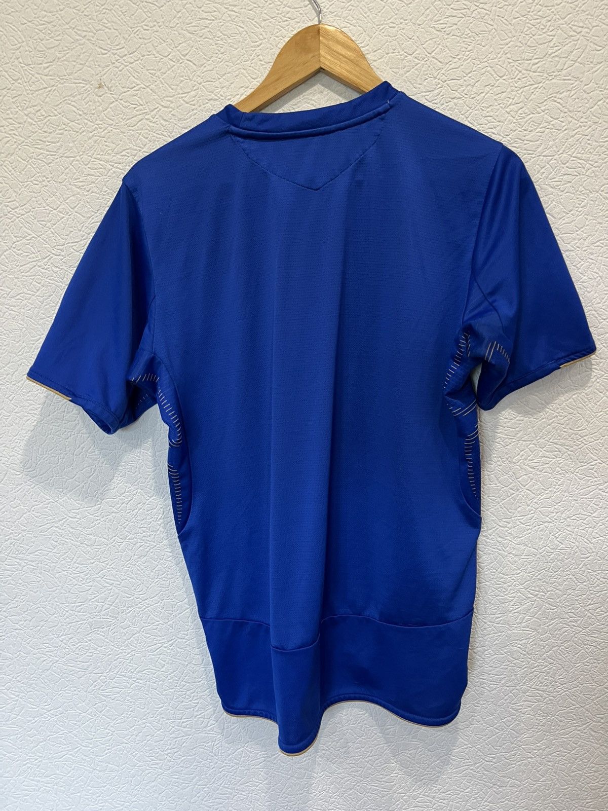 Umbro Chelsea Umbro 2005/2005 Home Kit Soccer Jersey Blokcore Size US S / EU 44-46 / 1 - 6 Thumbnail