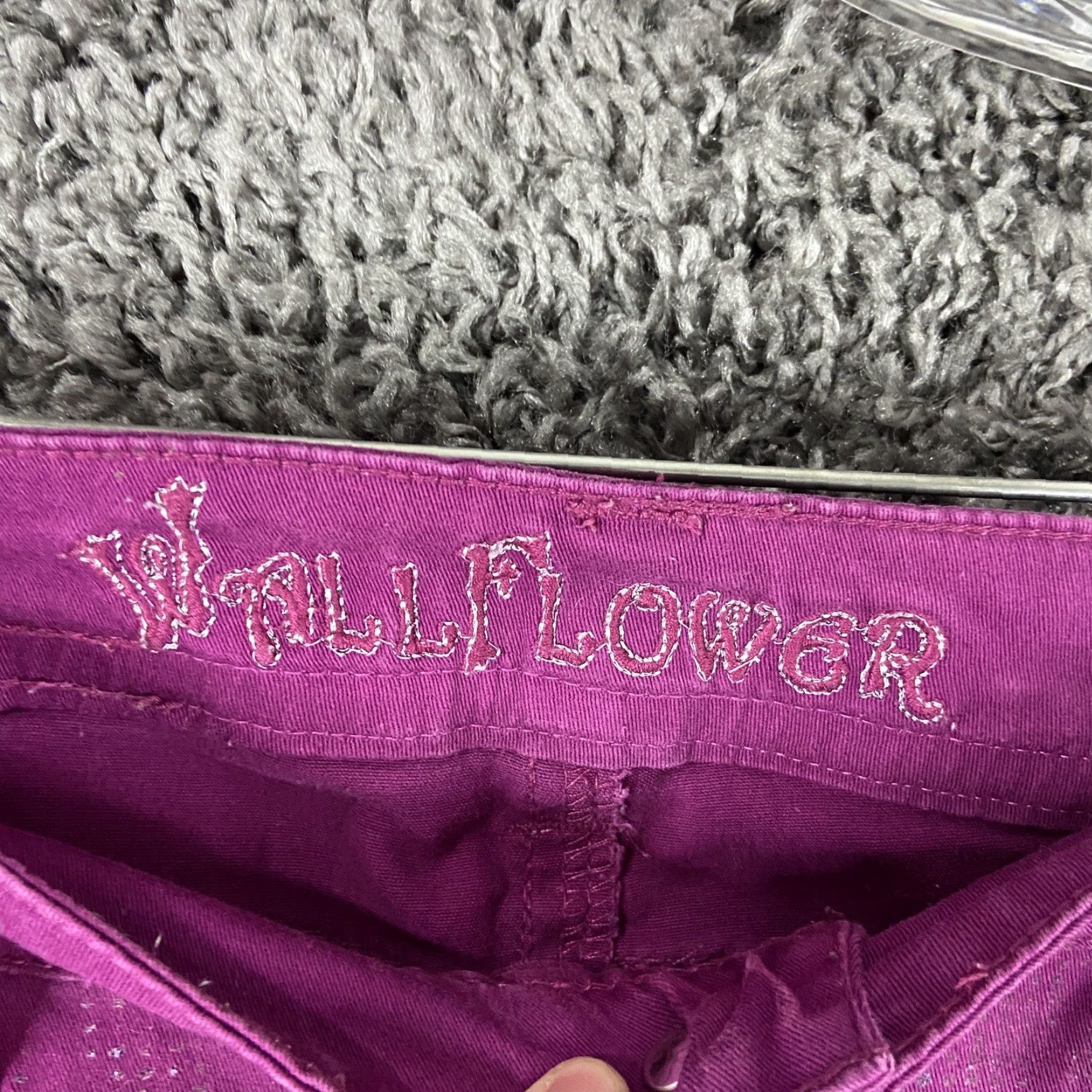 Vintage WallFlower Jeans Pants Women’s 9 Pink Sparkly Ankle Size 30" / US 8 / IT 44 - 5 Thumbnail