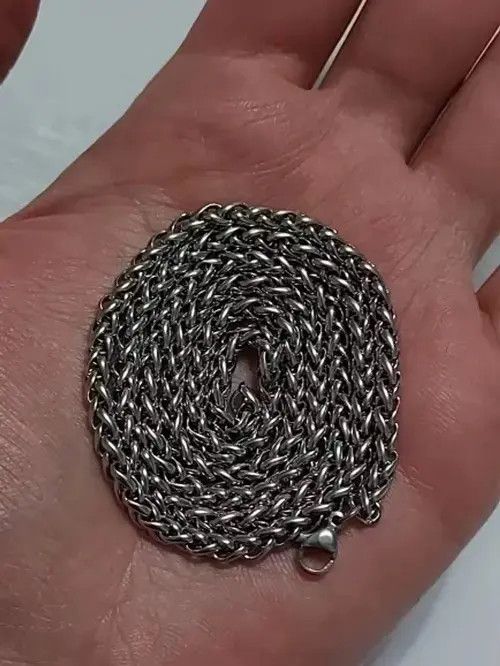 Jewelry 4MM WIDTH STAINLESS STEEL TWIST CHAIN NECKLACE Sz6 Size 26 - 2 Thumbnail